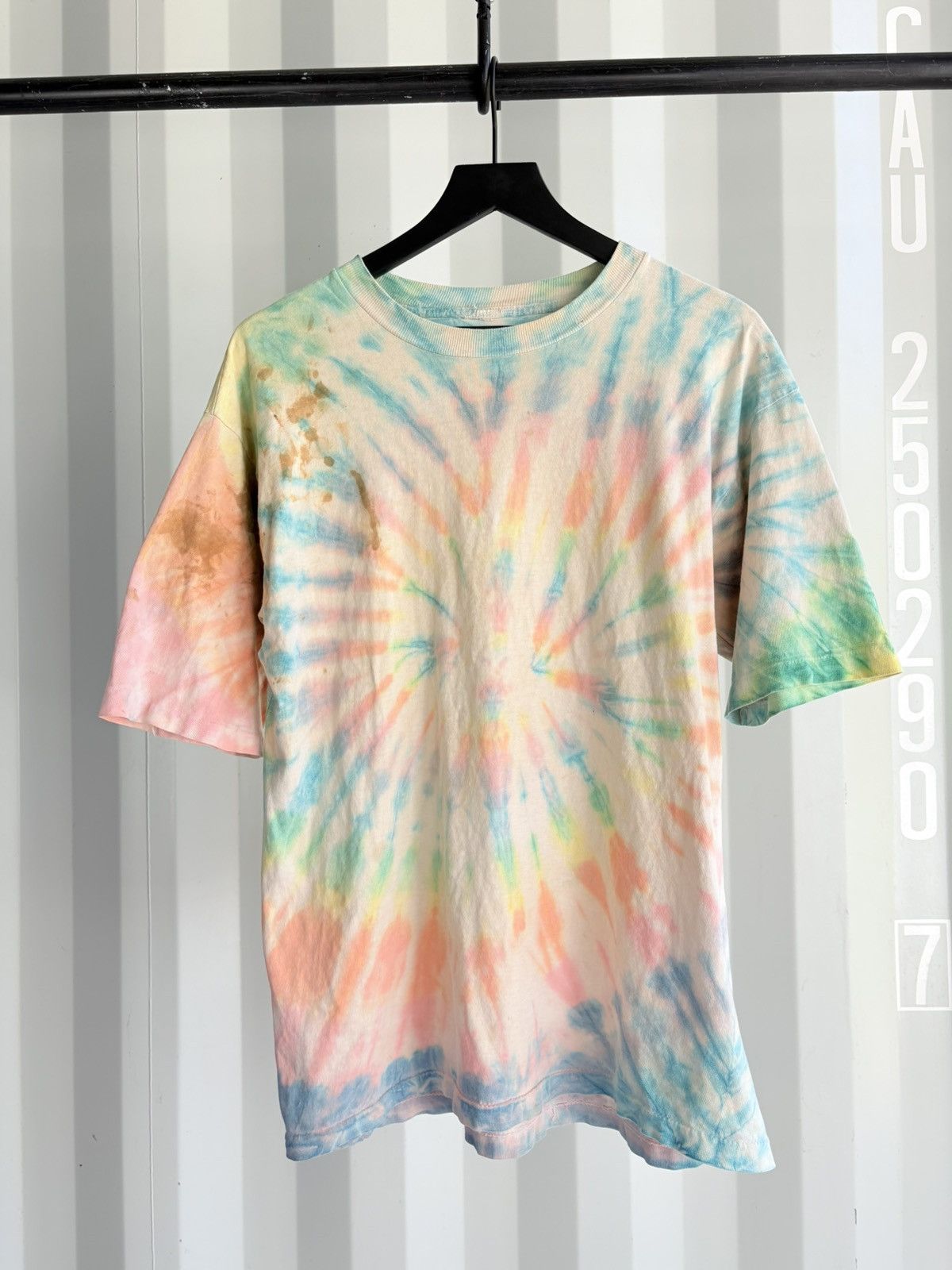 Vintage Vintage Blank Tie Dye Shirt Thrashed Faded Grunge Band Size US XL / EU 56 / 4 - 1 Thumbnail