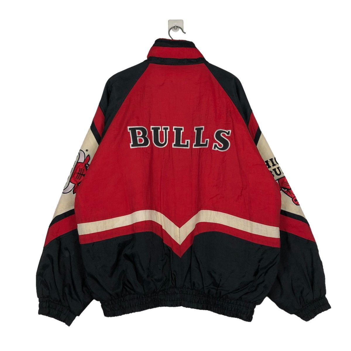 NBA 🔥VINTAGE BOMBER JACKET NBA STARTER CHICAGO BULLS BIG LOGO Size US L / EU 52-54 / 3 - 8 Thumbnail