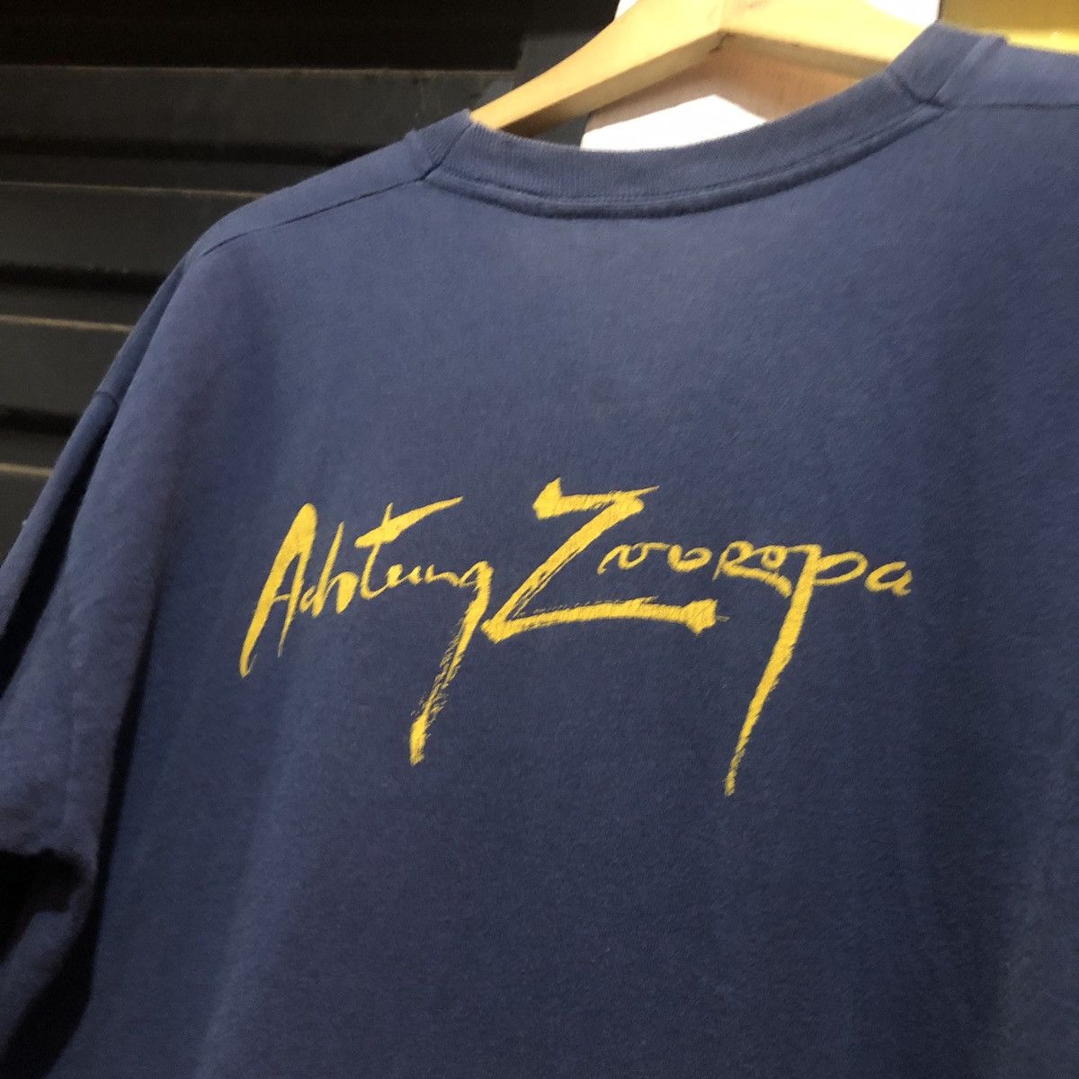 Band Tees × Vintage Vintage U2 Achtung Zooropa band tee Size US L / EU 52-54 / 3 - 4 Thumbnail