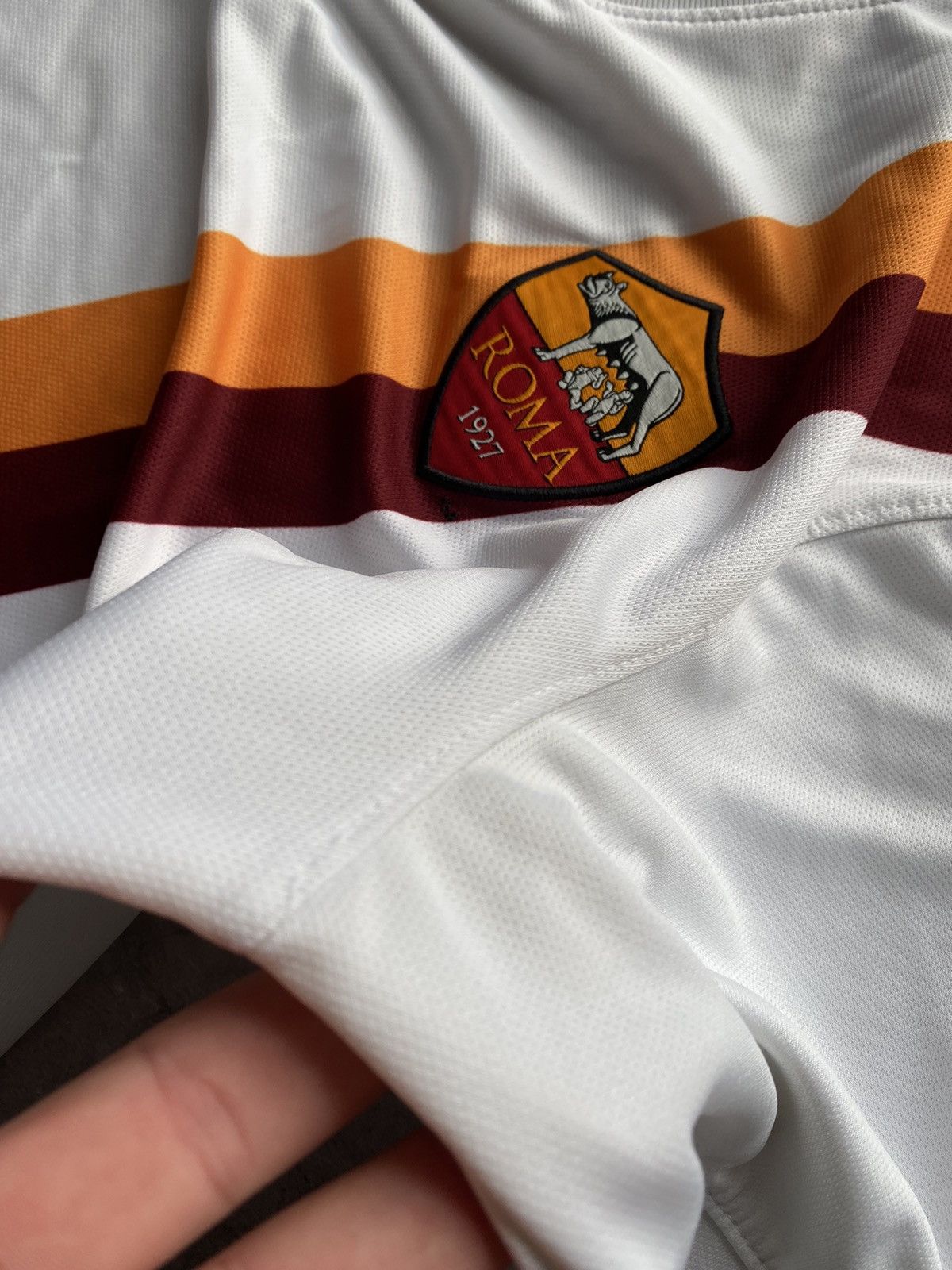 Nike Vintage 2014/15 Nike AS Roma Away Soccer Football Jersey Size US S / EU 44-46 / 1 - 11 Thumbnail