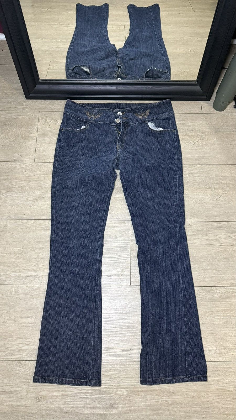 Ed Hardy Y2K 2000s Women’s 17/18 Butterfly AOP Flared Denim Jeans Size 40" / US 18 - 1 Thumbnail