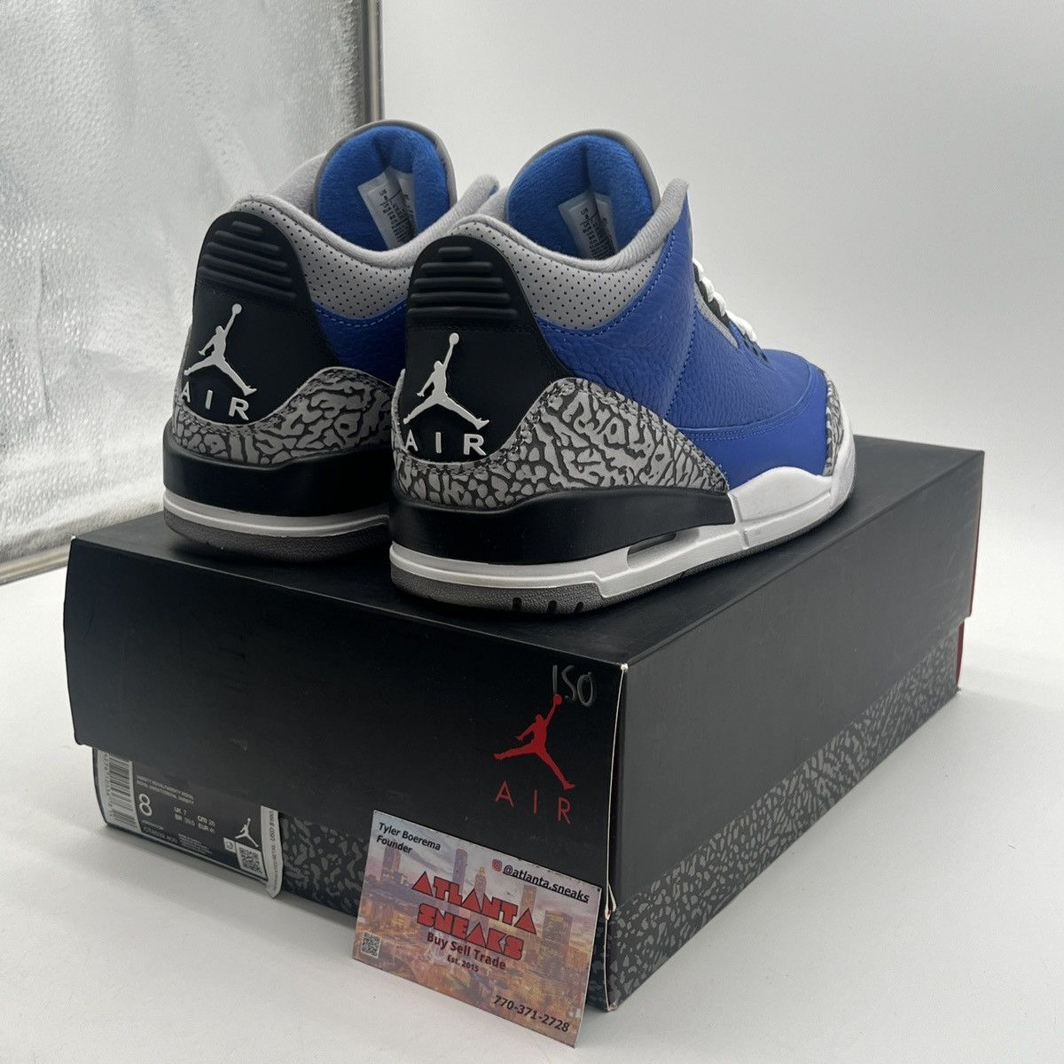 Jordan Brand Air Jordan 3 varsity Royal Size US 8 / EU 41 - 5 Thumbnail