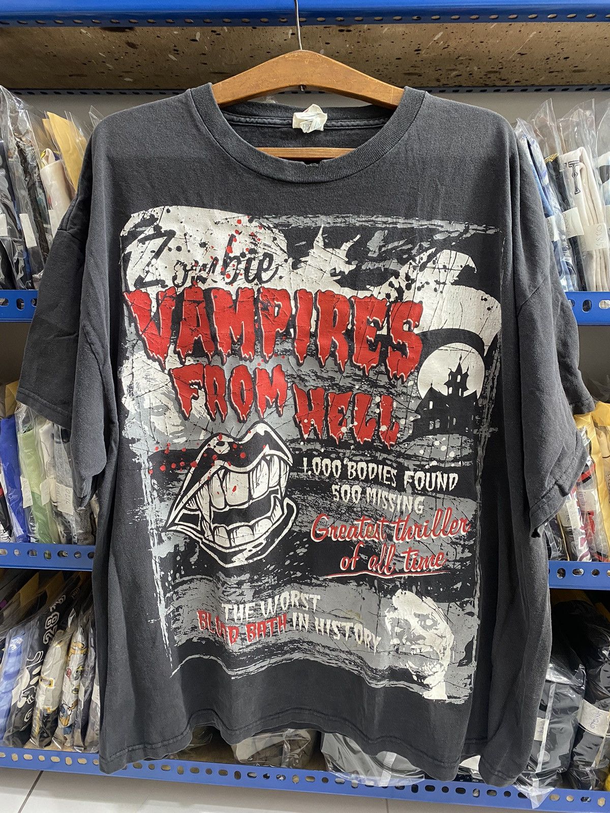 Other ZOMBIE VIMPIRES FROM HELL TSHIRT Size US XXL / EU 58 / 5 - 1 Thumbnail