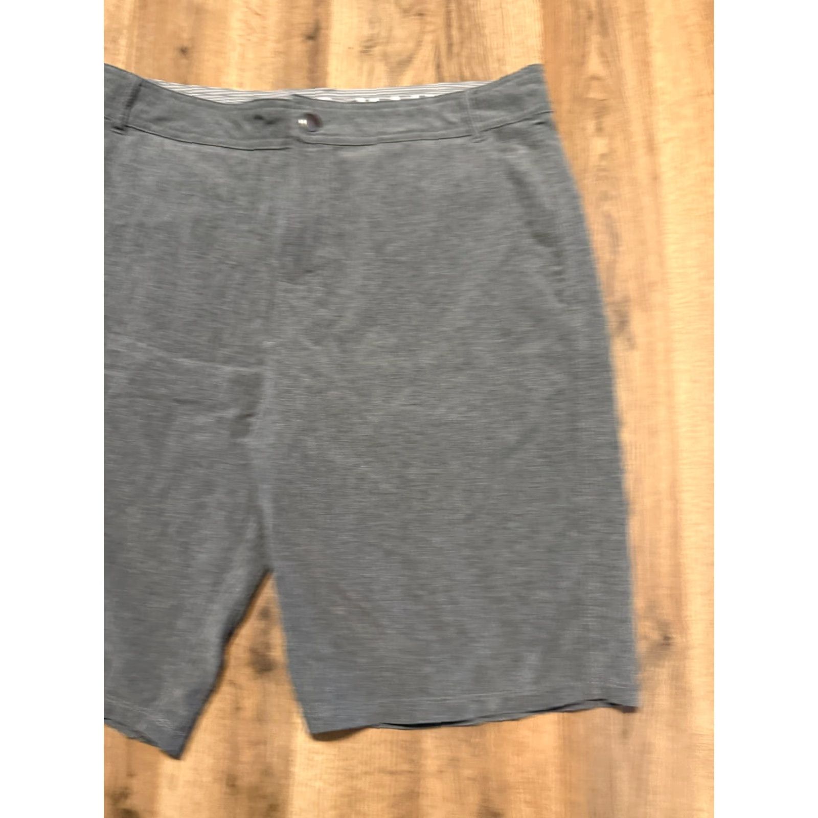 Vintage Abbot Main Shorts Men's 34 Gray Chino Shorts Flat Front Pockets Vintage? No Size US 34 / EU 50 - 4 Thumbnail