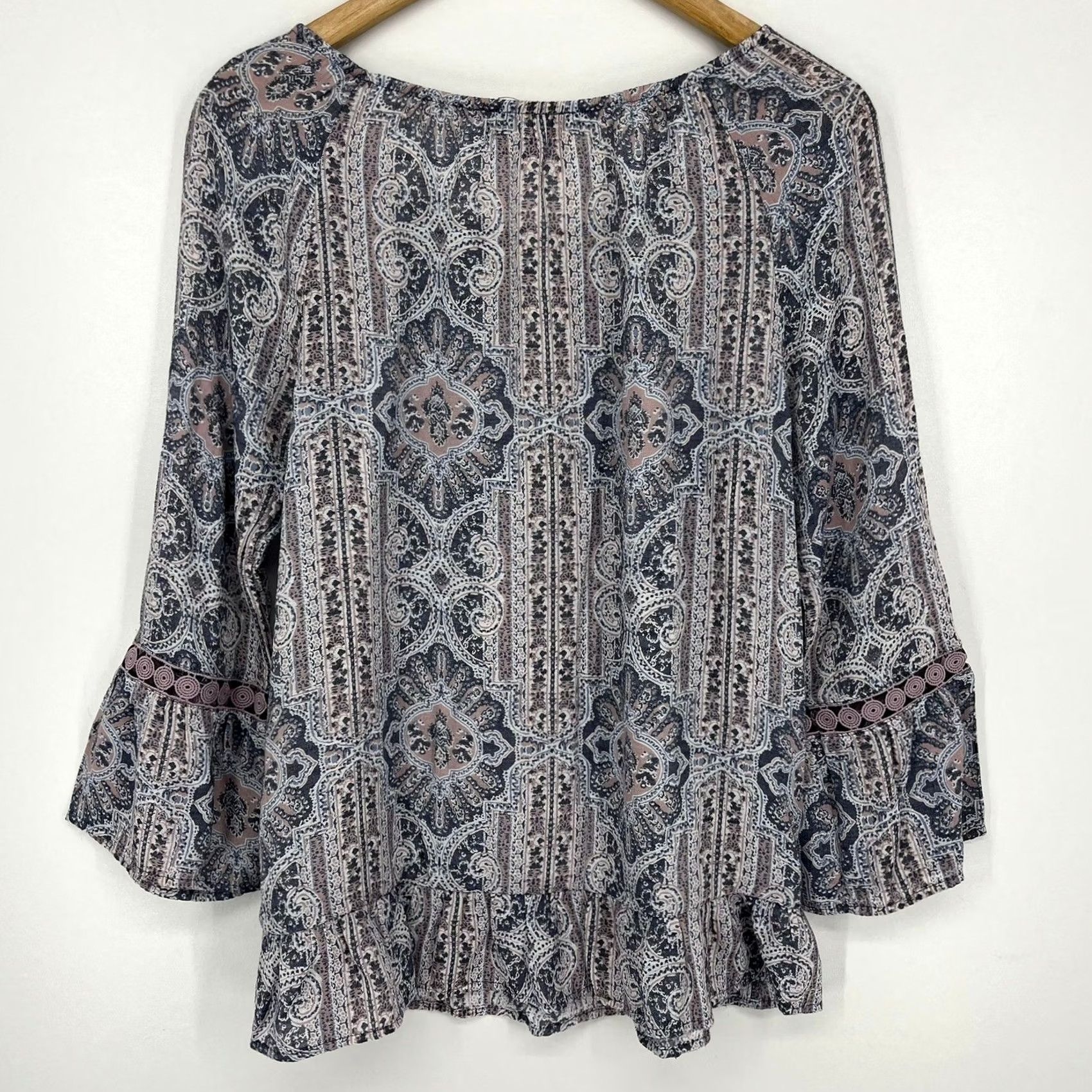 FRED Fred David Womens Blouse Paisley Medallion Bell Sleeve Multicolor M Bohemian Casual Lightweight Rayon Polyester Pullover Crew Neck Shirt Size M / US 6-8 / IT 42-44 - 6 Thumbnail