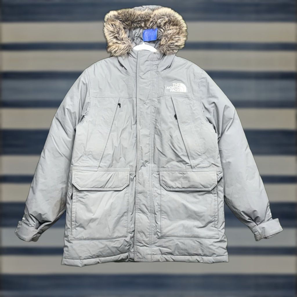 The North Face McMurdo Parka Jacket Mens M Hood Fur Trim DryVent Winter Gray 550 Down Lining Polyester Hooded Casual Outdoor Hiking Mens