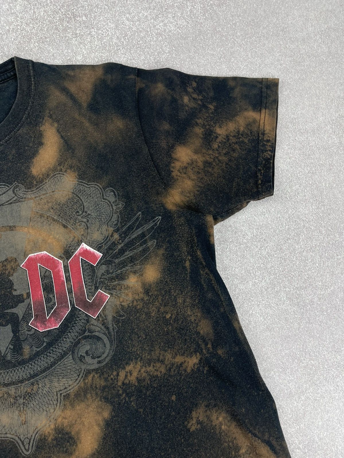 AC/DC Vintage Custom AC/DC Rock Band T-Shirt Size S Size US S / EU 44-46 / 1 - 5 Thumbnail