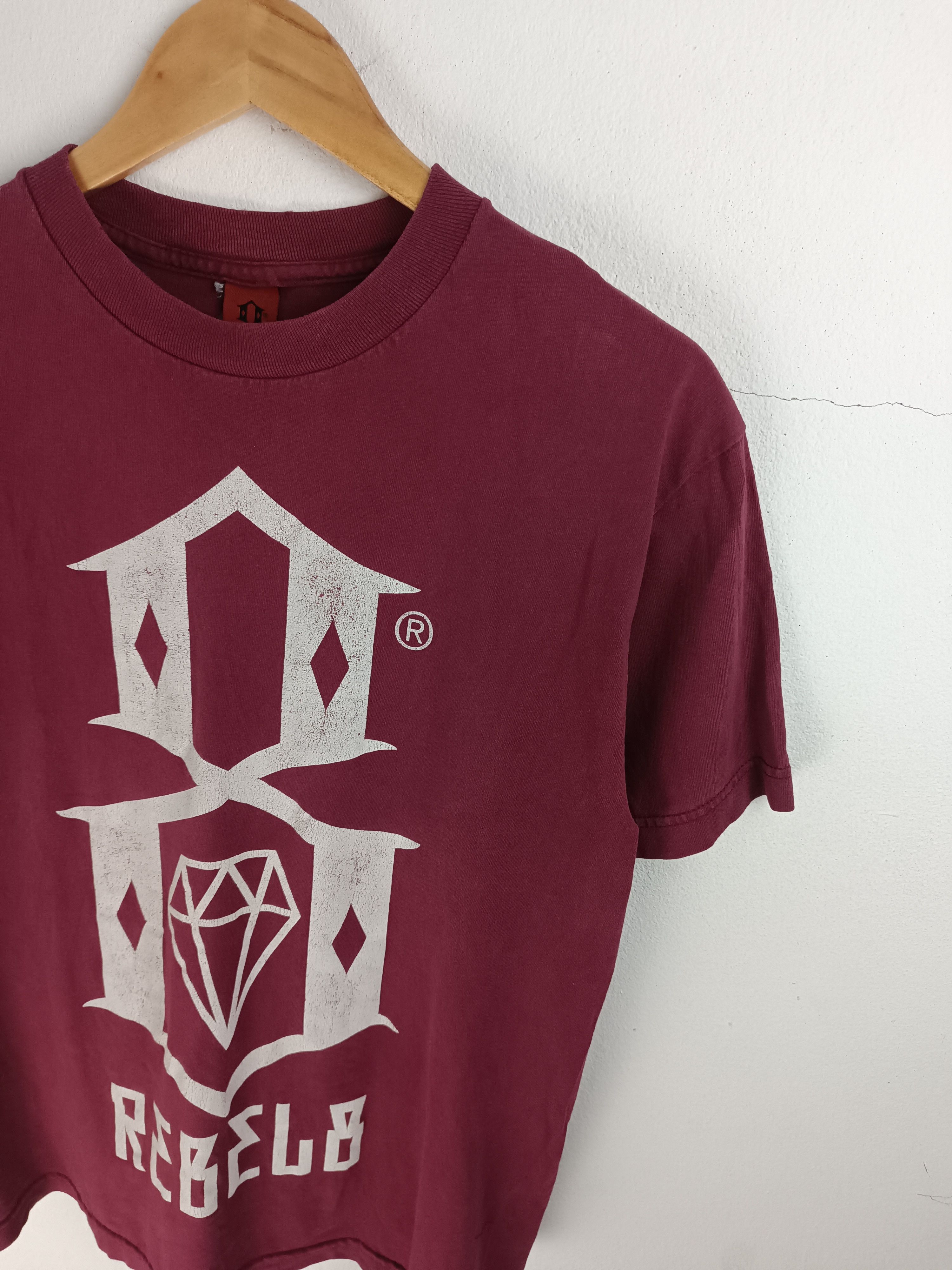 Rebel8 VINTAGE REBEL8 FADED DISTRESSED METALCORE PUNK TEE Size US M / EU 48-50 / 2 - 7 Thumbnail