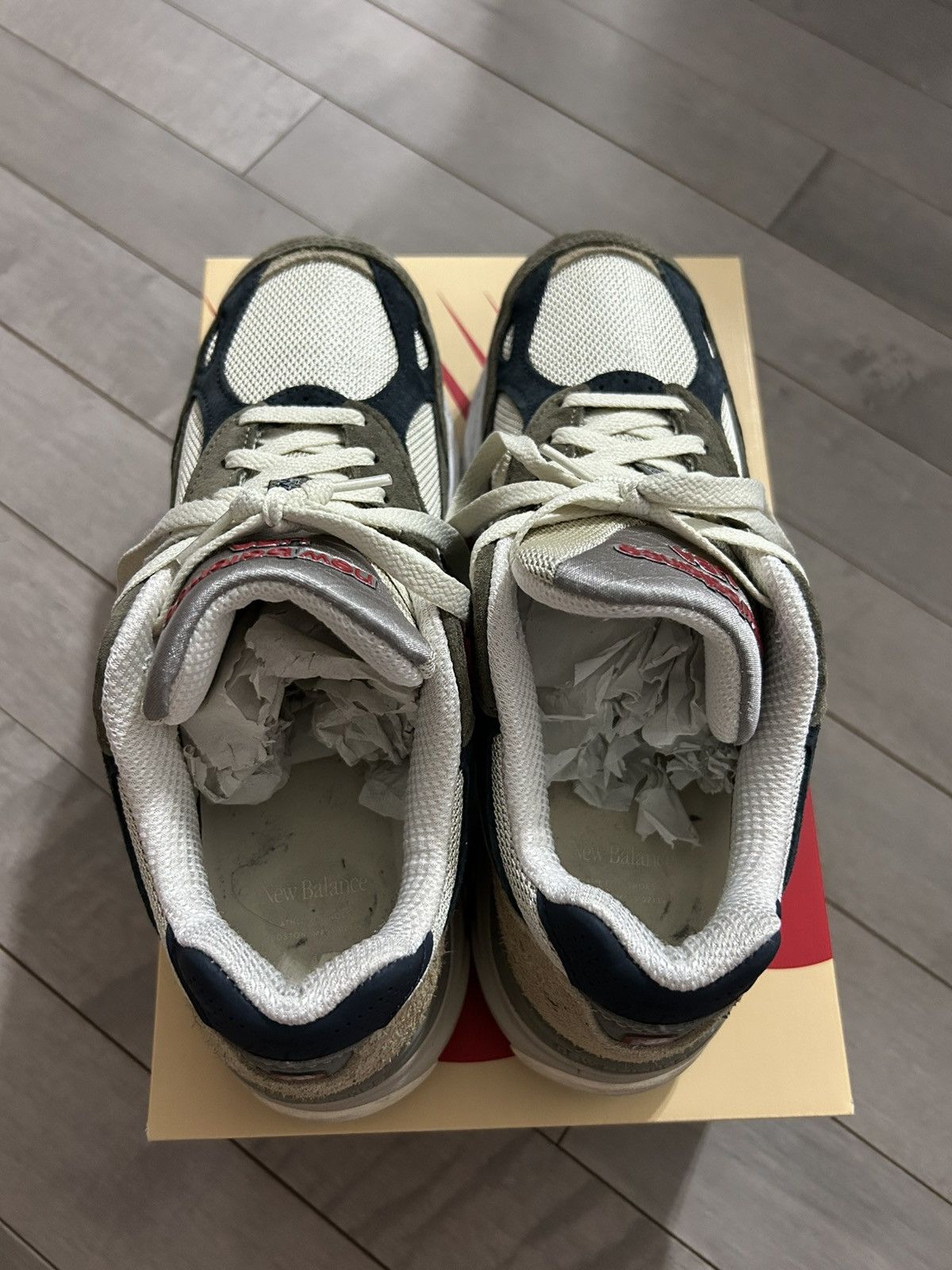 New Balance New balance M990TO3 Size US 9.5 / EU 42-43 - 2 Thumbnail
