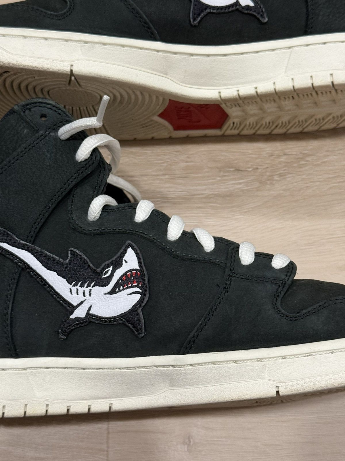 Nike Nike SB Dunk Hi ‘Oski Shark’ Sneakers Size US 12 / EU 45 - 14 Thumbnail