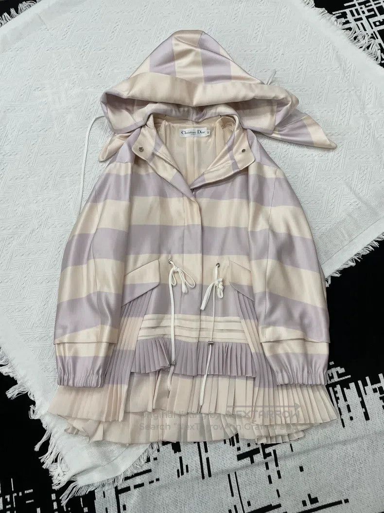 Dior Dior Pink-purple silk windbreaker jacket Size XS / US 0-2 / IT 36-38 - 1 Thumbnail