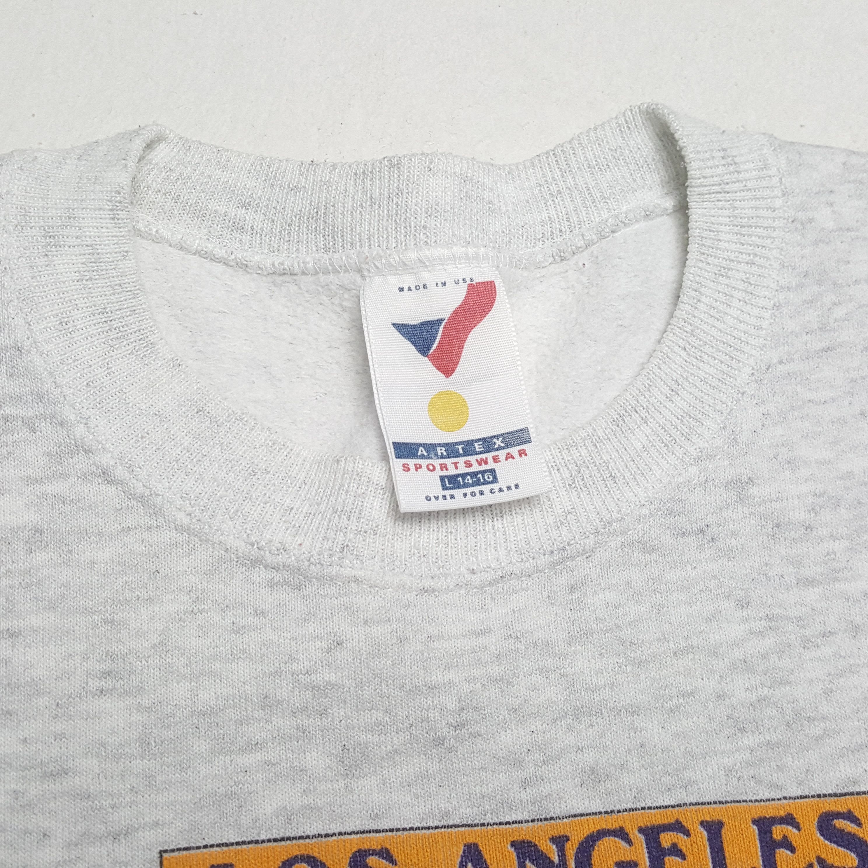 NBA × Vintage LAKERS LOS ANGELES NBA X Snoopy Cartoon Vintage Sweatshirt Size XS / US 0-2 / IT 36-38 - 10 Thumbnail