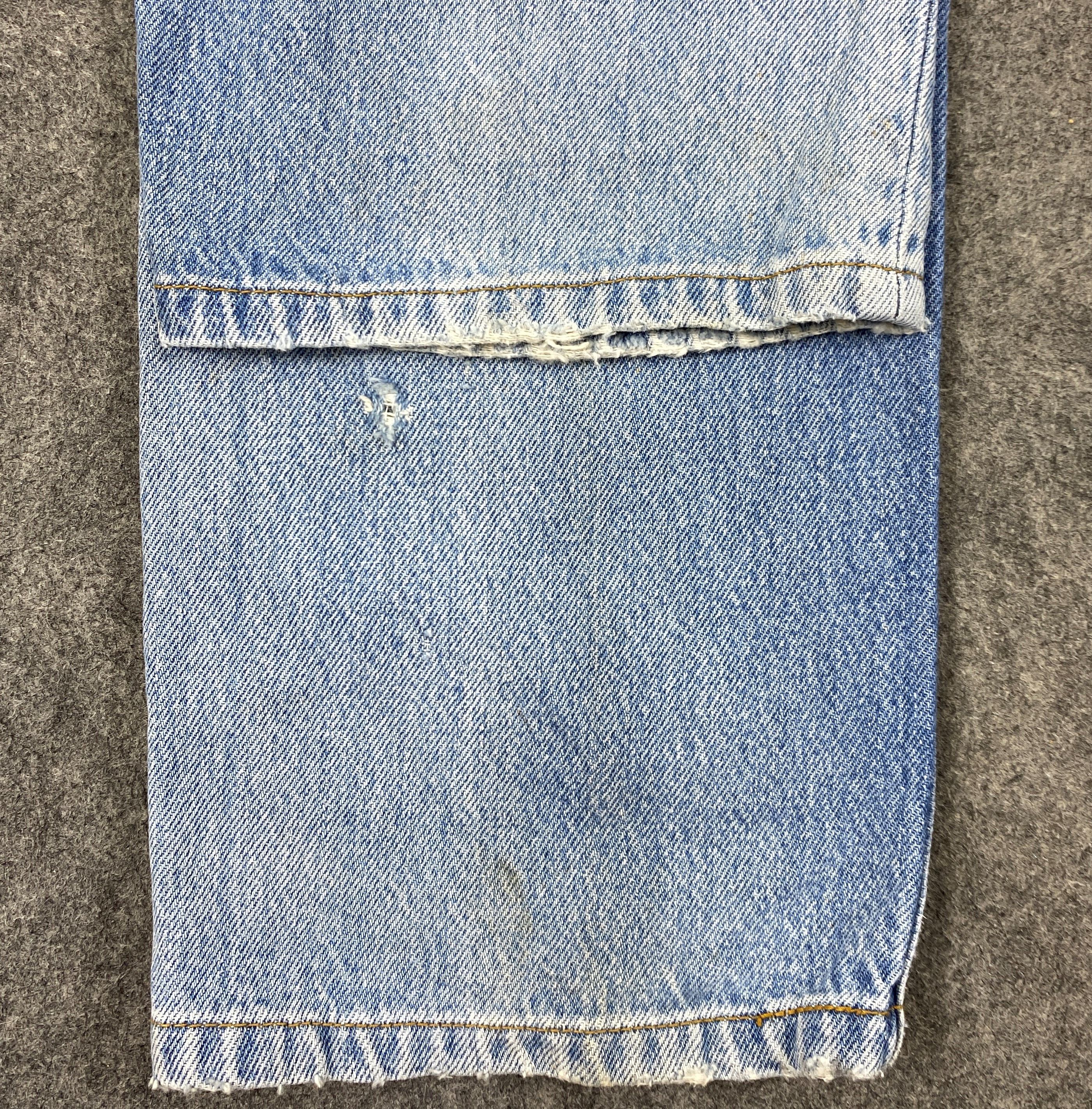 Levi's Light Blue Wash Vintage Levis 501 Jeans 26x26.5 - JN3086 Size US 26 / EU 42 - 14 Thumbnail