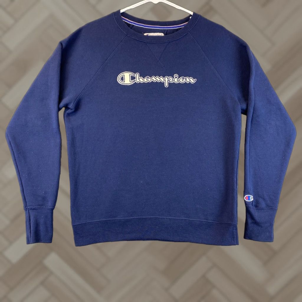 Champion Champion Crewneck Sweatshirt Sweater Women’s Size M Dark Blue /82-71 Size M / US 6-8 / IT 42-44 - 1 Thumbnail