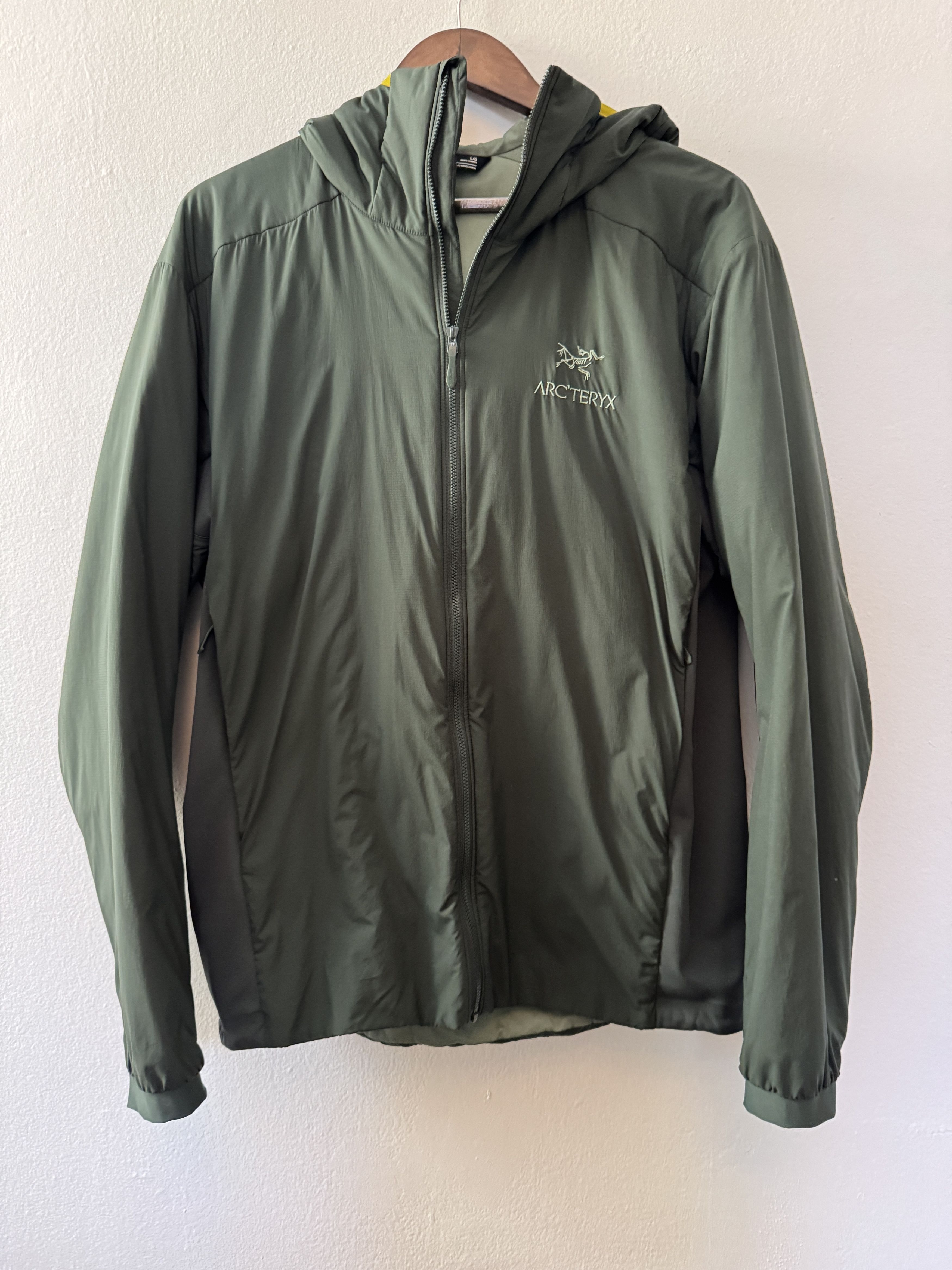 Arc'teryx Men’s Atom LT Hoody Jacket L Green Gorpcore nature Size US L / EU 52-54 / 3 - 6 Thumbnail