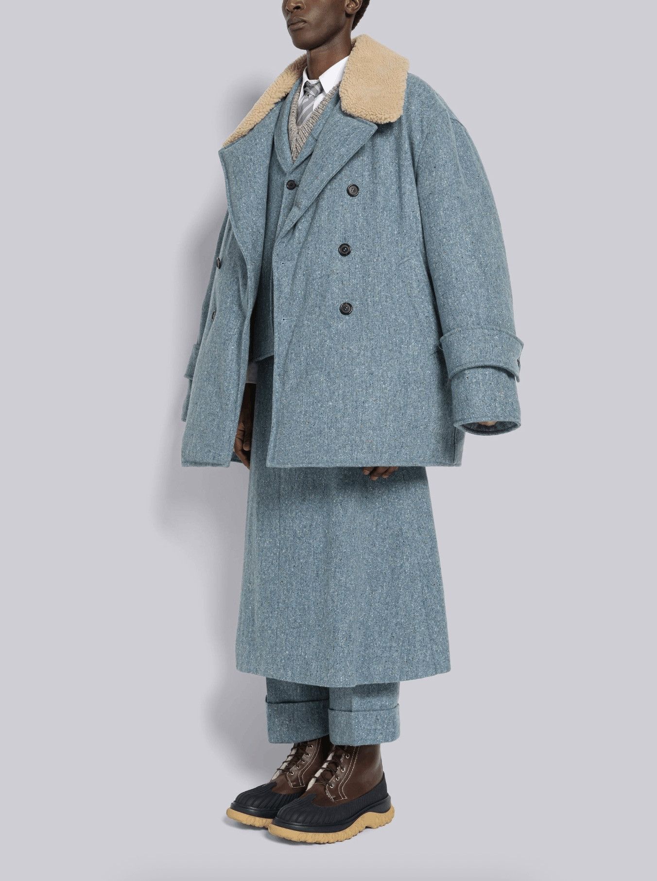 Thom Browne DOWNFILL OVERSIZED PEACOAT IN ENGINEERED SOLID DONEGAL WOOL Size US M / EU 48-50 / 2 - 1 Thumbnail