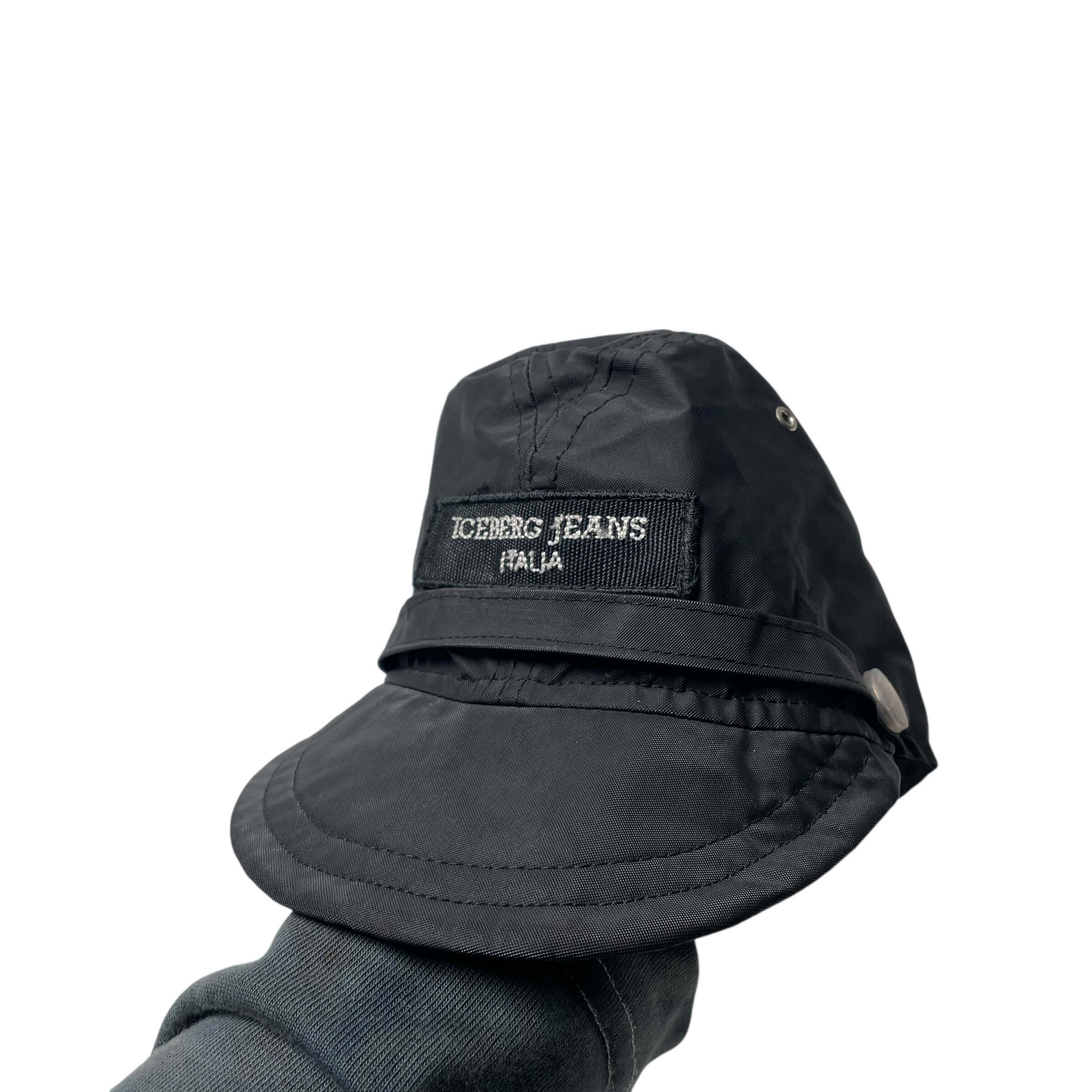 Iceberg Iceberg jeans pvc riding hats Size ONE SIZE - 5 Thumbnail
