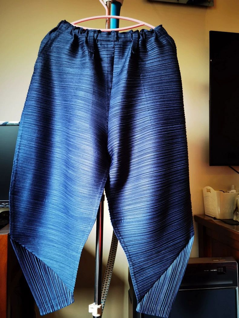 Issey Miyake Issey Miyake size:3 Chicken leg pants, pleated pants Size 42" / US 20 - 2 Thumbnail