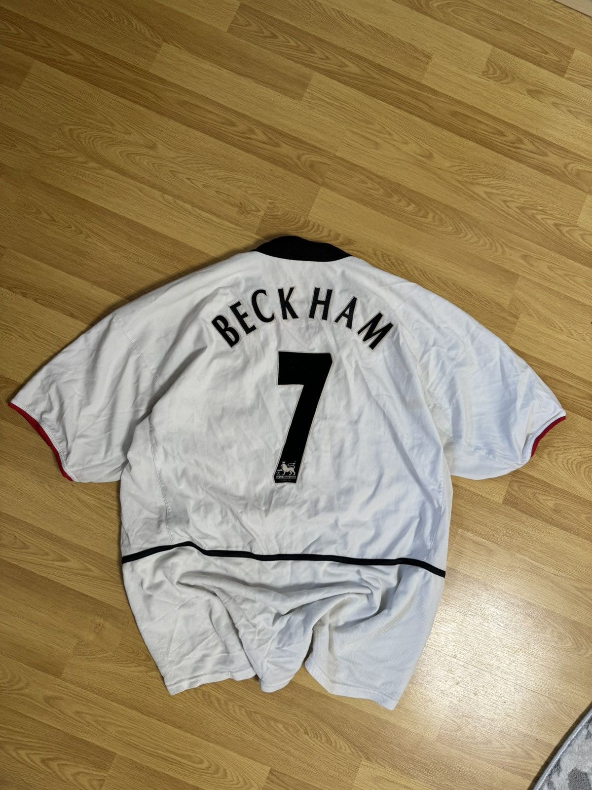 Image of David Beckham x Manchester United Nike Beckham Manchester United Jersey 02/03 Y2K in White (Size XL