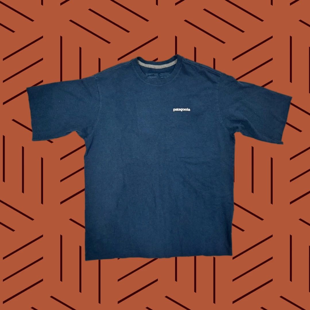 Patagonia VINTAGE Patagonia P-6 Back Logo Responsibili-Tee Short Sleeve Shirt M Blue Mens Size US M / EU 48-50 / 2 - 1 Thumbnail