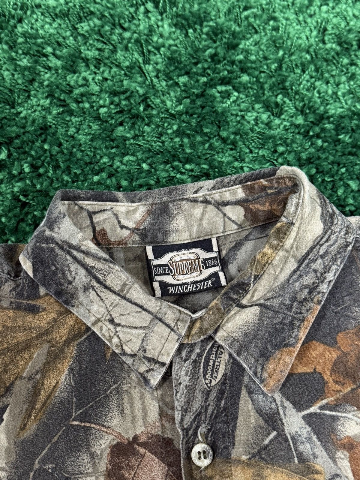 Realtree Realtree Supreme Winchester Camp Hunting Camo Grass Shirt XL Size US XL / EU 56 / 4 - 4 Thumbnail