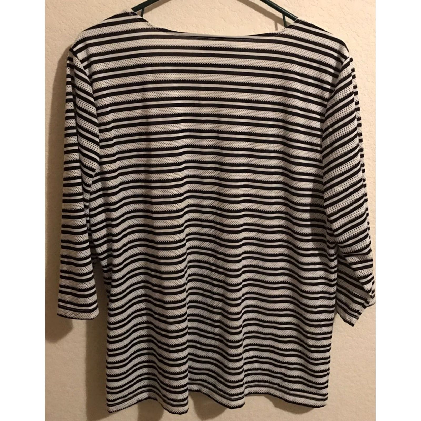 Vintage Christopher Banks Blouse Shirt Petite XL 3/4 Sleeve Striped Black White Round Neck Womens B518 Size XL / US 12-14 / IT 48-50 - 2 Thumbnail