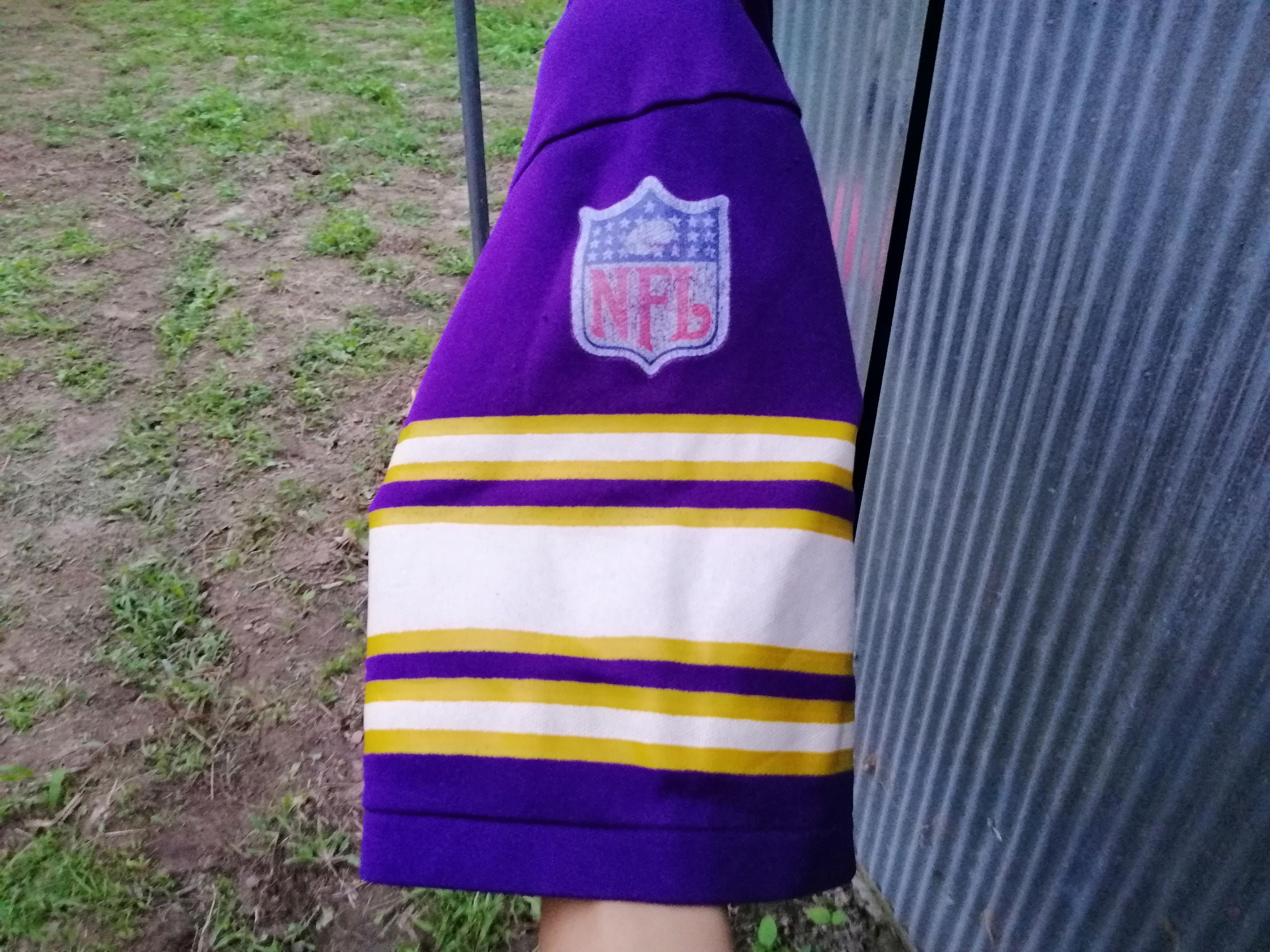 Other 70s Chuck Foreman #44 Minnesota Vikings NFL Jersey USA Size US M / EU 48-50 / 2 - 5 Thumbnail