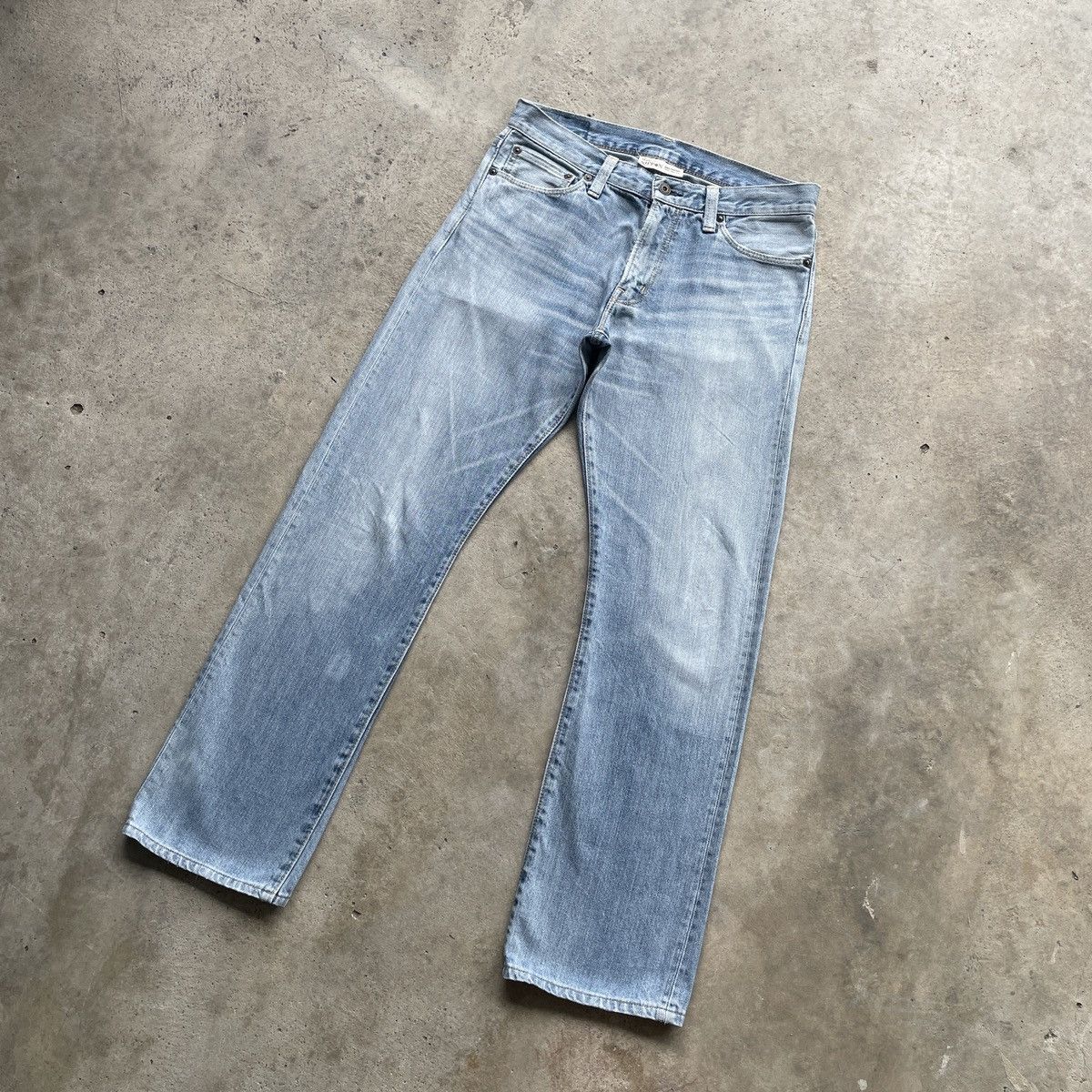 Japanese Brand × Jean × StraightFaded Vintage Made In Nippon Straight Faded Jean Japan Denim Pants Size US 32 / EU 48 - 2 Thumbnail
