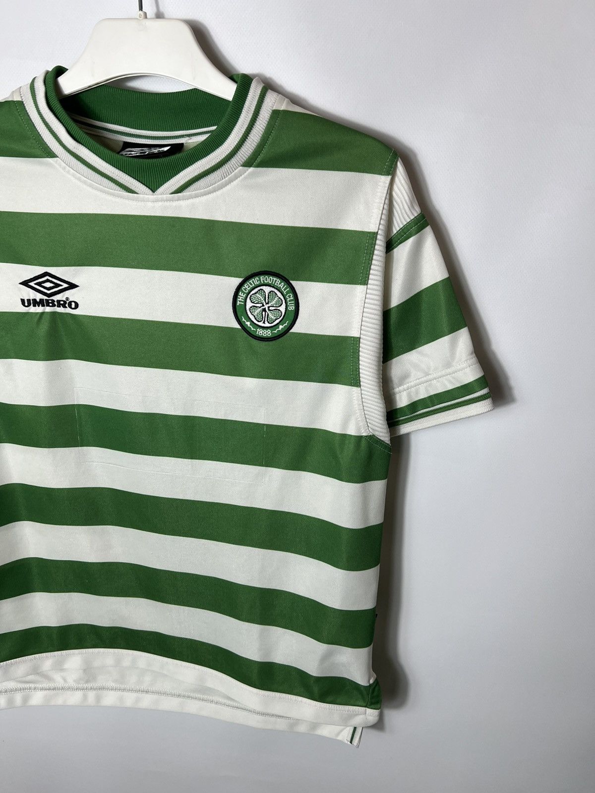 Umbro Vintage soccer football Embro Celtic Jersey Size Boys Xl Size US S / EU 44-46 / 1 - 5 Thumbnail