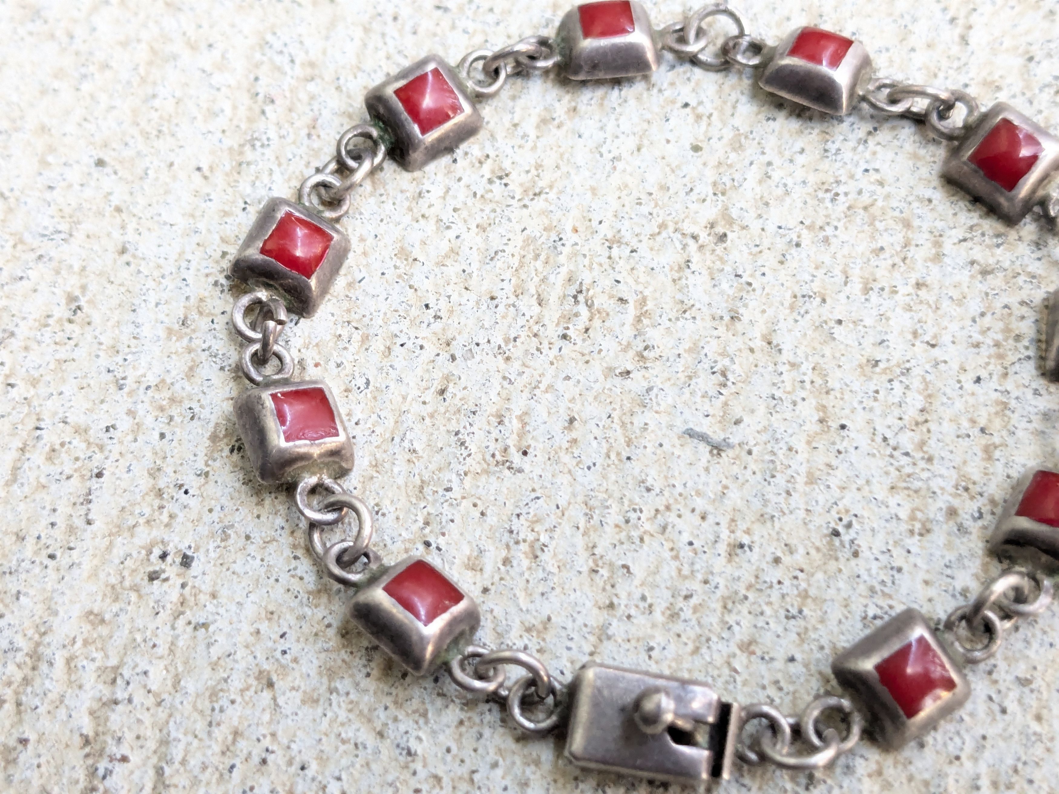 Jewelry Vintage Sterling Silver Bracelet Red Enamel Square Mexico Size ONE SIZE - 8 Thumbnail