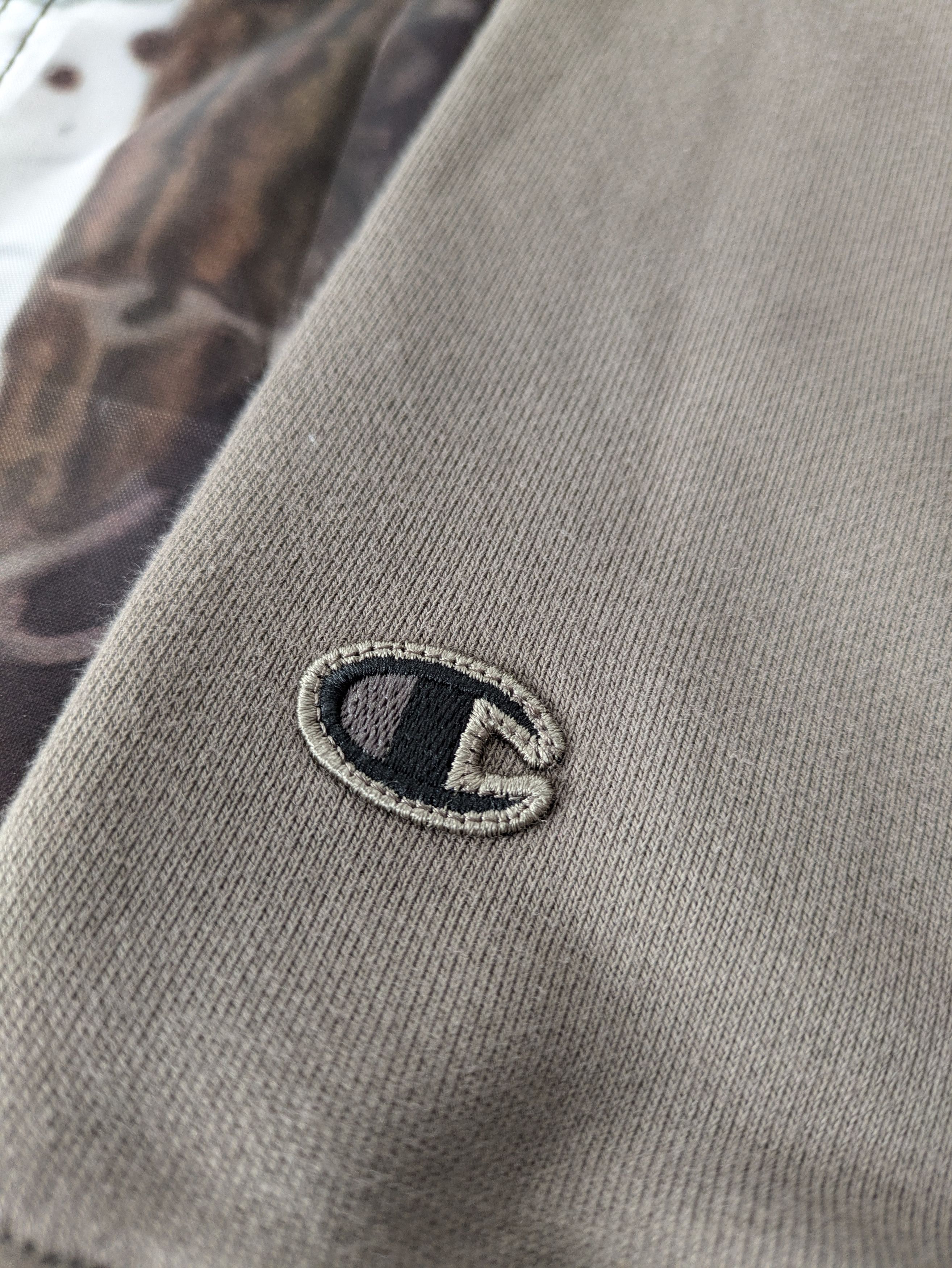 Champion × Rick Owens Logo Embroidered Crewneck Size US L / EU 52-54 / 3 - 3 Thumbnail