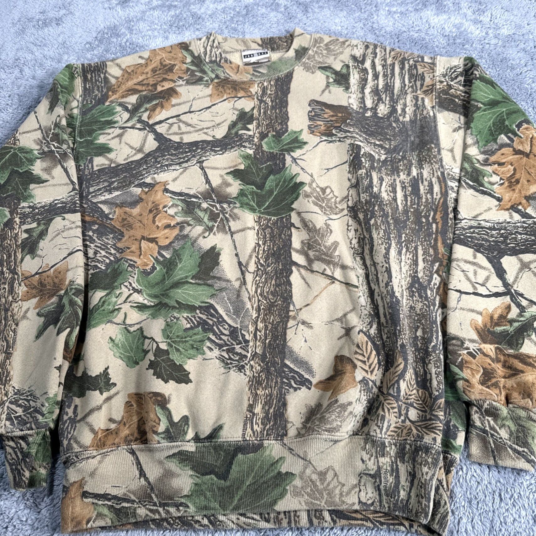 Jerzees VINTAGE Jerzees Outdoors Sweatshirt Men’s SZ M Realtree Camo Crewneck Pullover USA Hoodie? Size US M / EU 48-50 / 2 - 4 Thumbnail