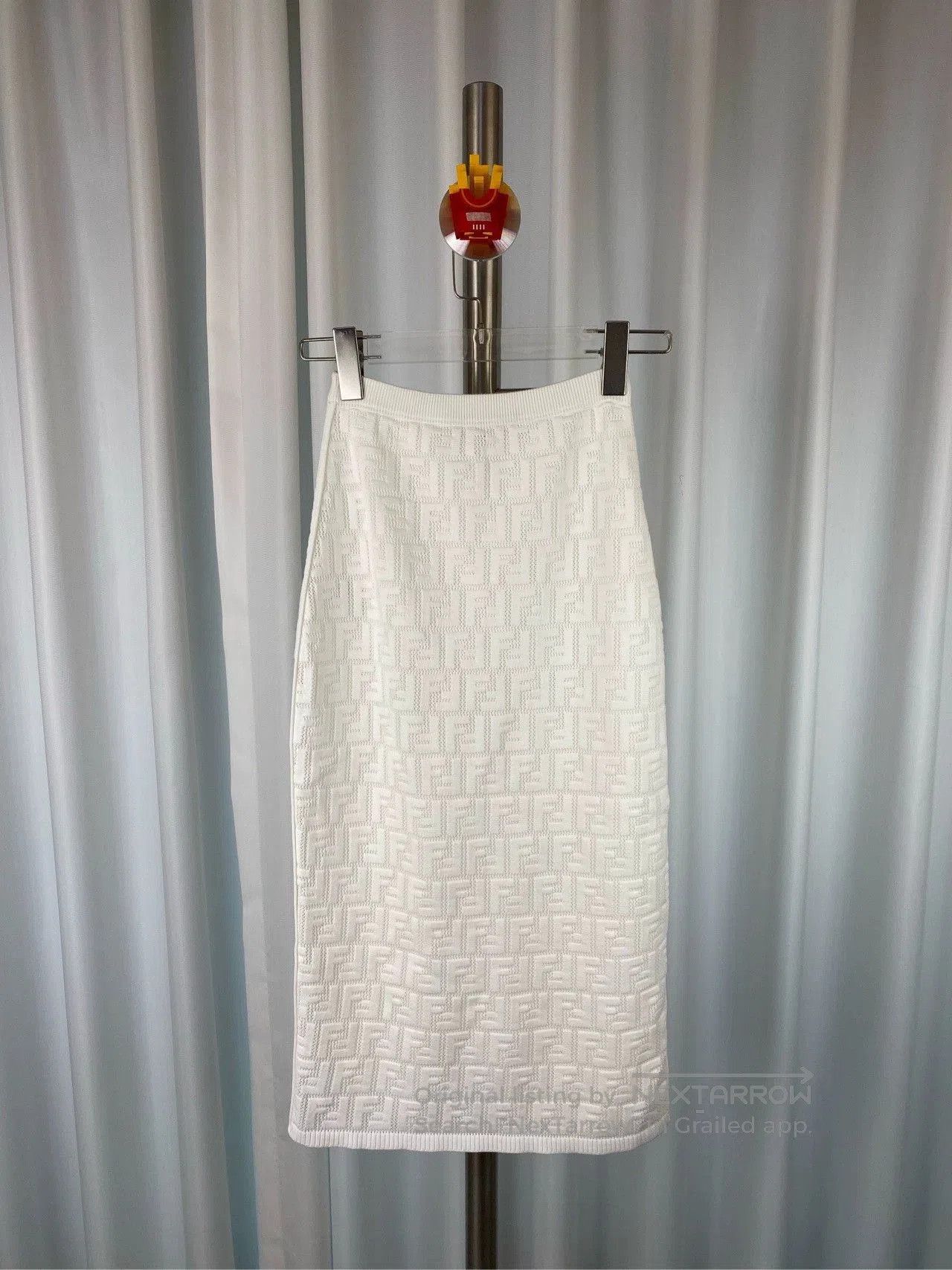 Fendi Fendi White Knit Logo Skirt Set. Size US 36 / EU 52 - 2 Thumbnail