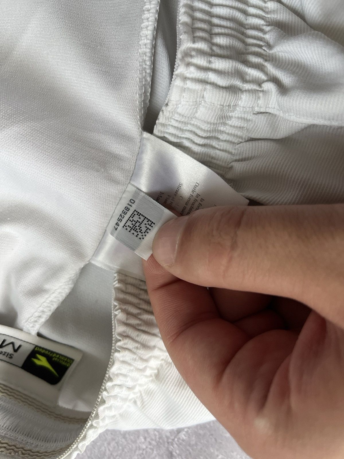 Diadora SCOTLAND DIADORA FOOTBALL SHORTS #11 Size M White Size US 32 / EU 48 - 8 Thumbnail