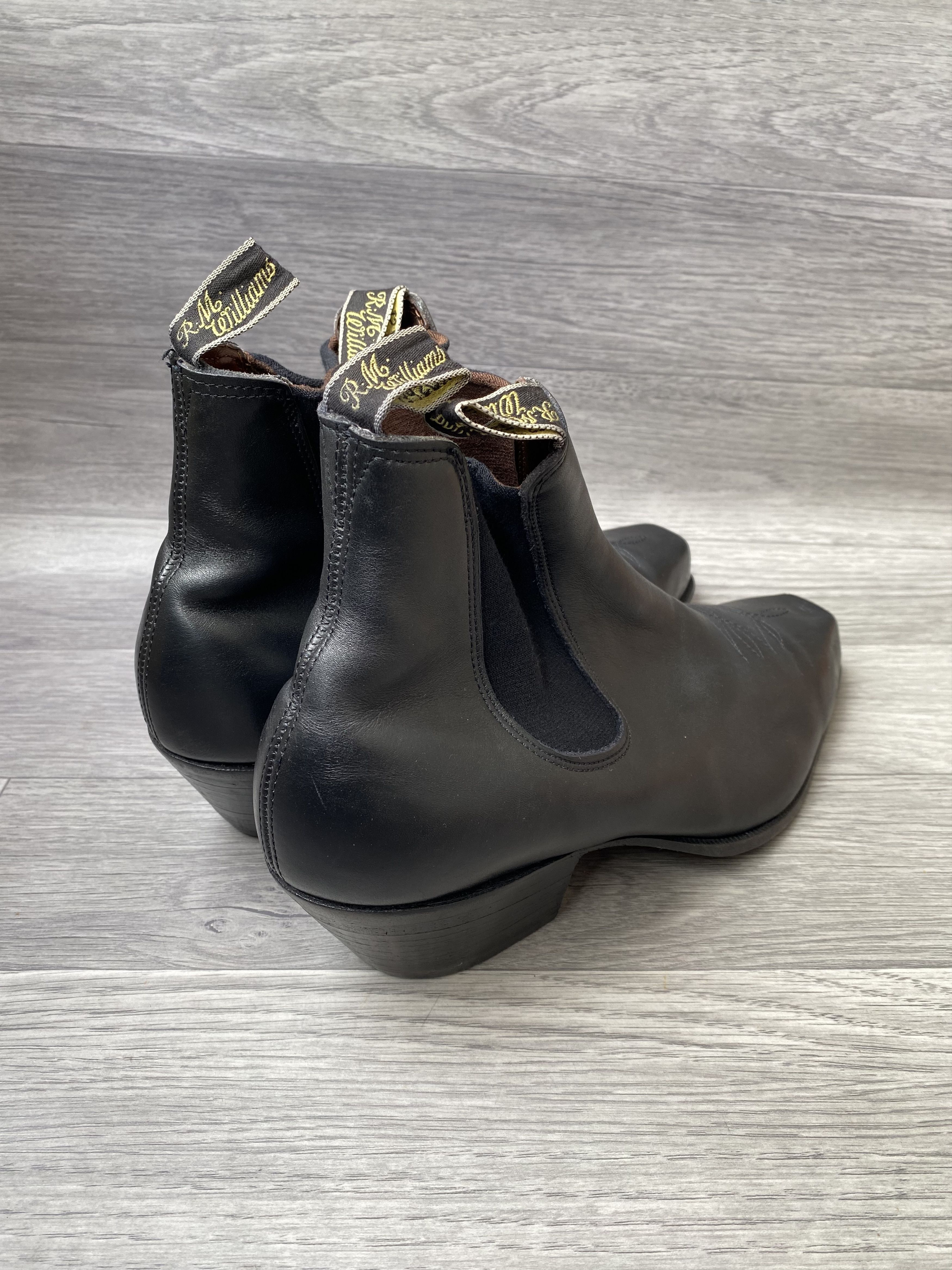R.M. Williams Rm williams chelsea yearling boots uk 8.5 Size US 9.5 / EU 42-43 - 4 Thumbnail