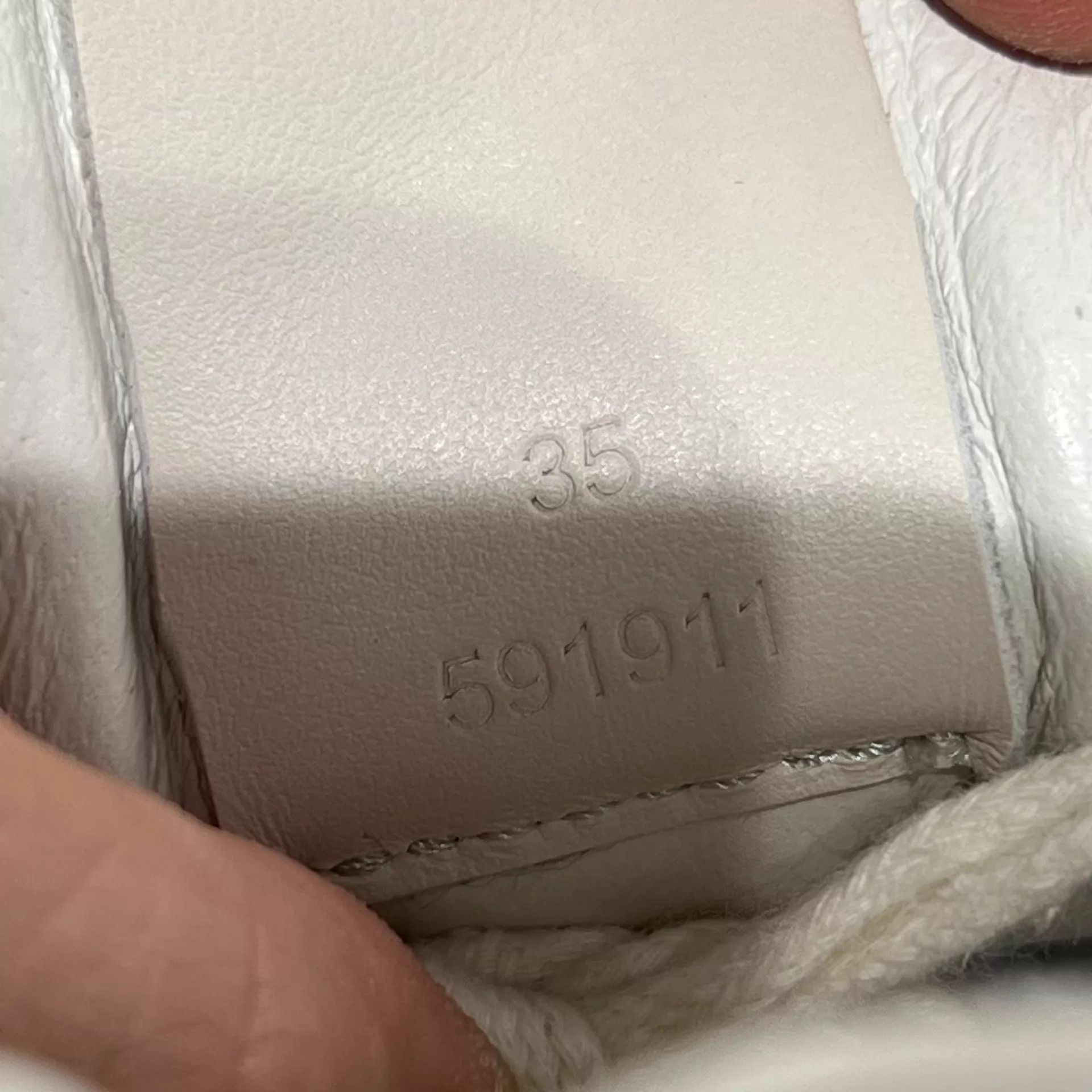 Loewe Loewe Off-White Sneakers Women's 35 Size US 4.5 / IT 34.5 - 8 Thumbnail