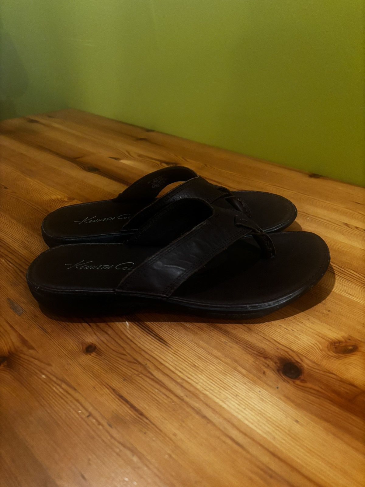 Kenneth Cole Men’s brown leather sandals0204 Size US 8 / EU 41 - 4 Thumbnail