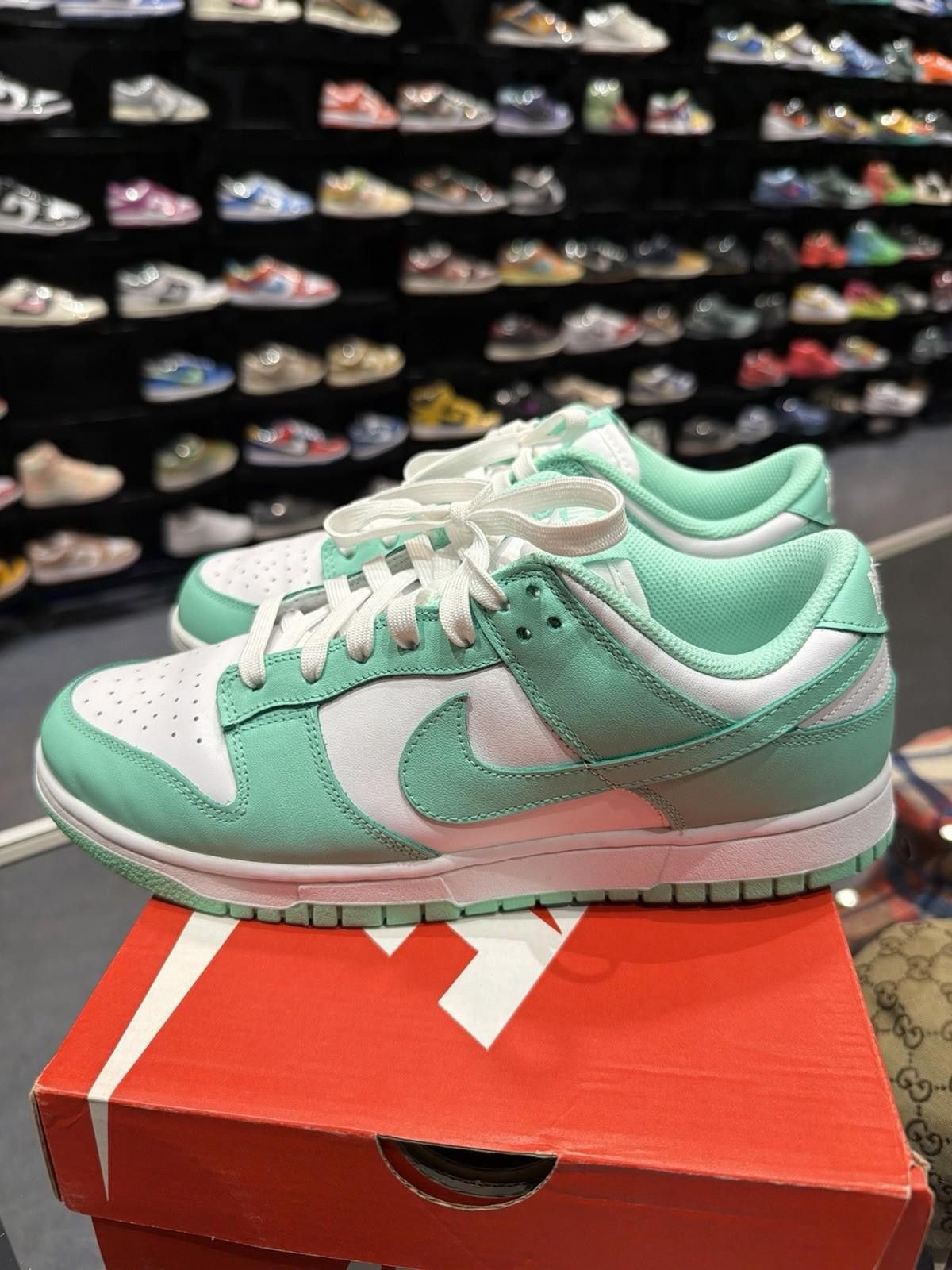 Nike Nike Dunk Low Green Glow Size 10 Women’s/Mens 8.5 Authentic Size US 10 / IT 40 - 4 Thumbnail