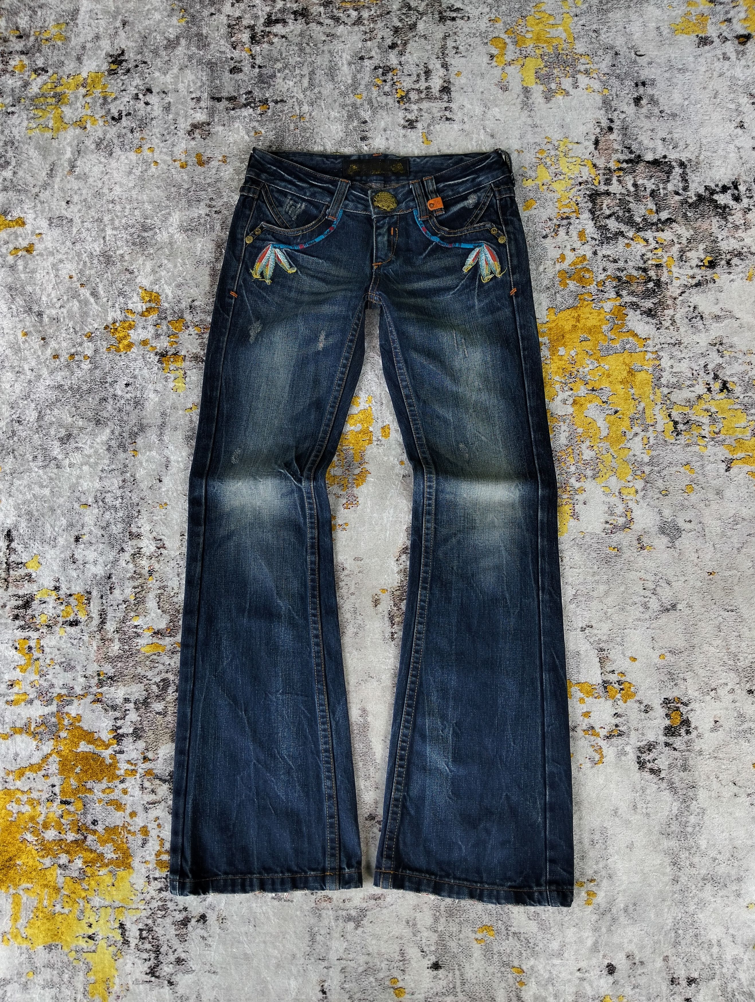 Tornado Mart Japanese Red Pepper Flared Embroidered Indian Low Rise Jeans Size US 28 / EU 44 - 2 Thumbnail