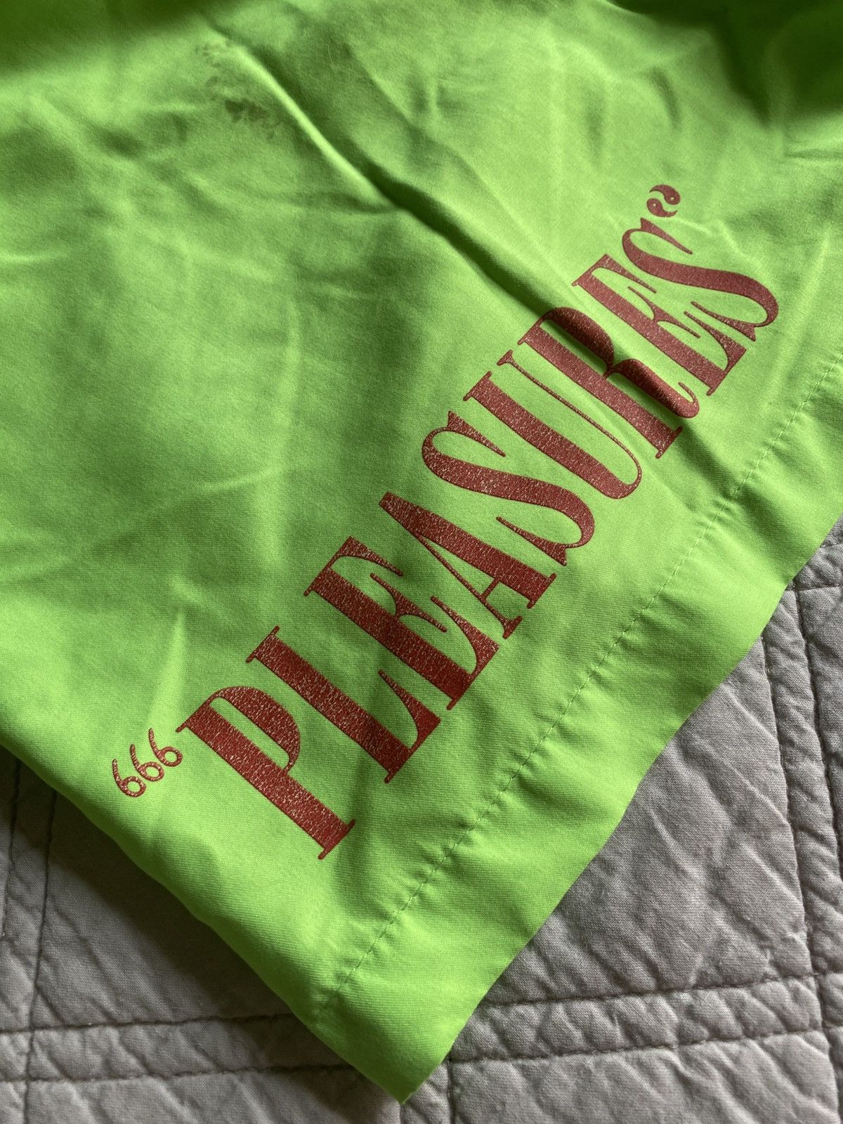 Pleasures Pleasures Logo Shorts Size US 32 / EU 48 - 5 Thumbnail