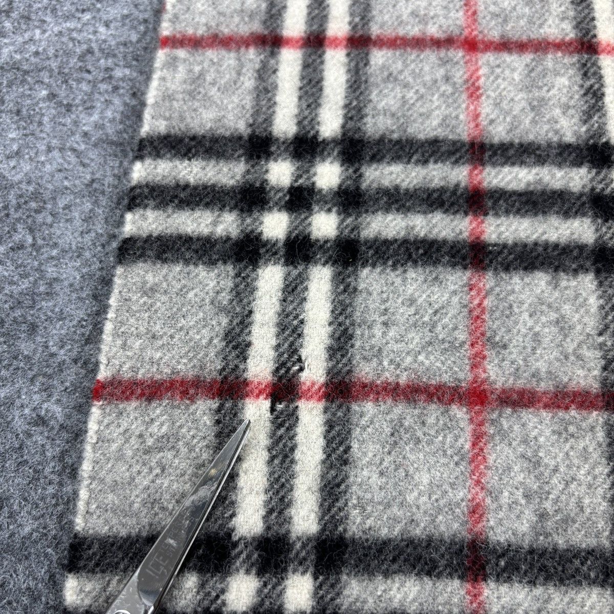 Burberry × Vintage Burberrys Scarf # D790 # Muffler # Neckwear # Nova Check Size ONE SIZE - 12 Thumbnail