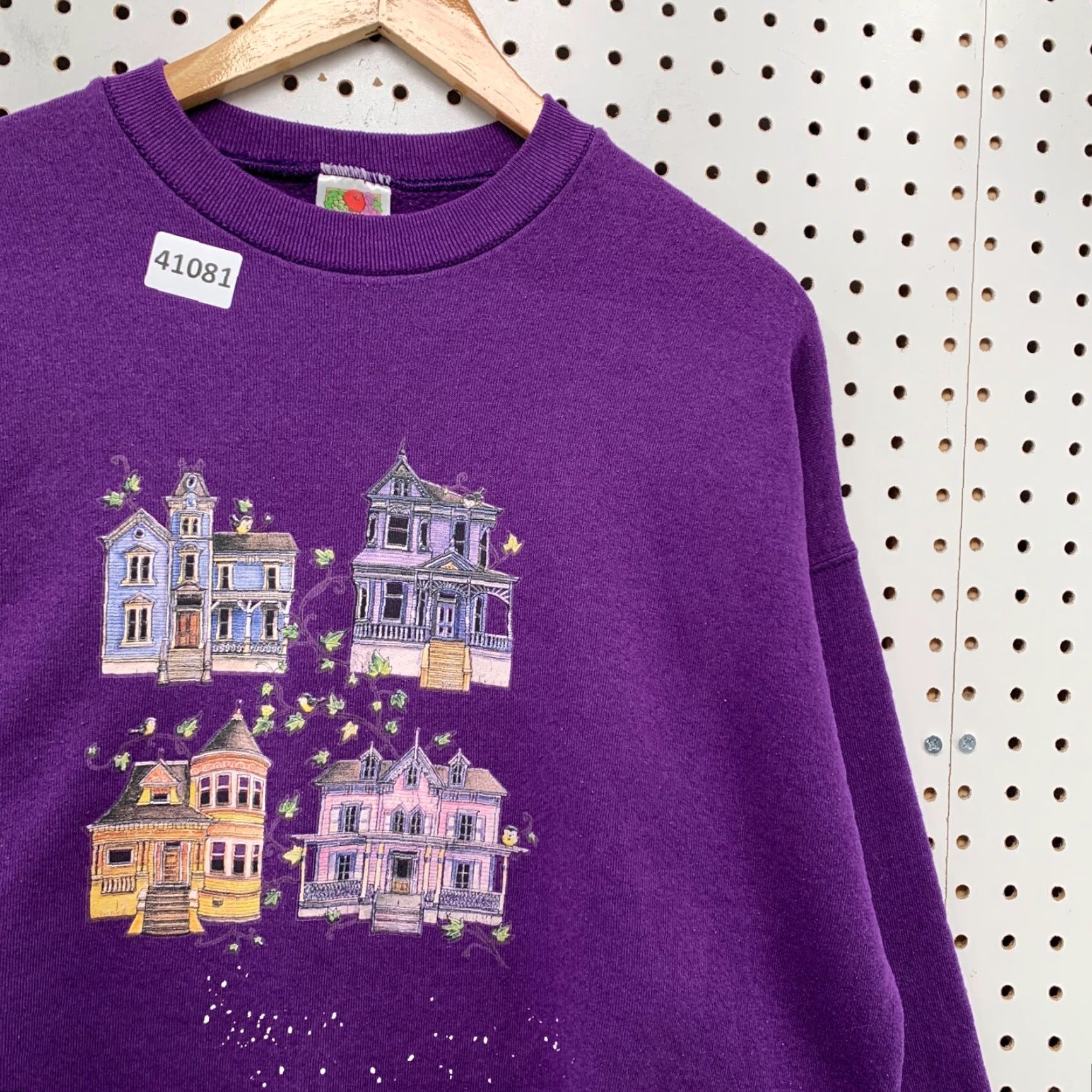Fruit Of The Loom VINTAGE Fruit of the Loom Graphic Print Crewneck Sweatshirt Adult Large Purple 90s USA Mens Size US L / EU 52-54 / 3 - 7 Thumbnail