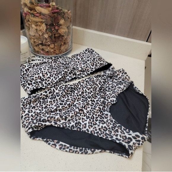 Other Albion Swim Set Cheetah Print Halter Top Bikini Set Size ONE SIZE - 2 Thumbnail