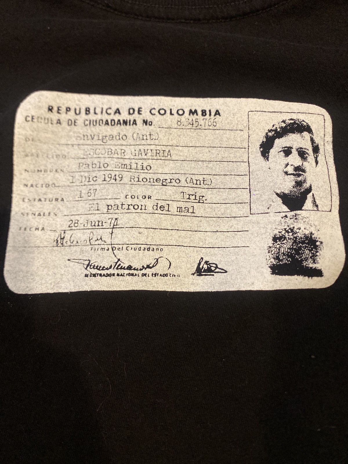 Band Tees Vintage y2k Pablo Escobar t-shirt Size US M / EU 48-50 / 2 - 3 Thumbnail
