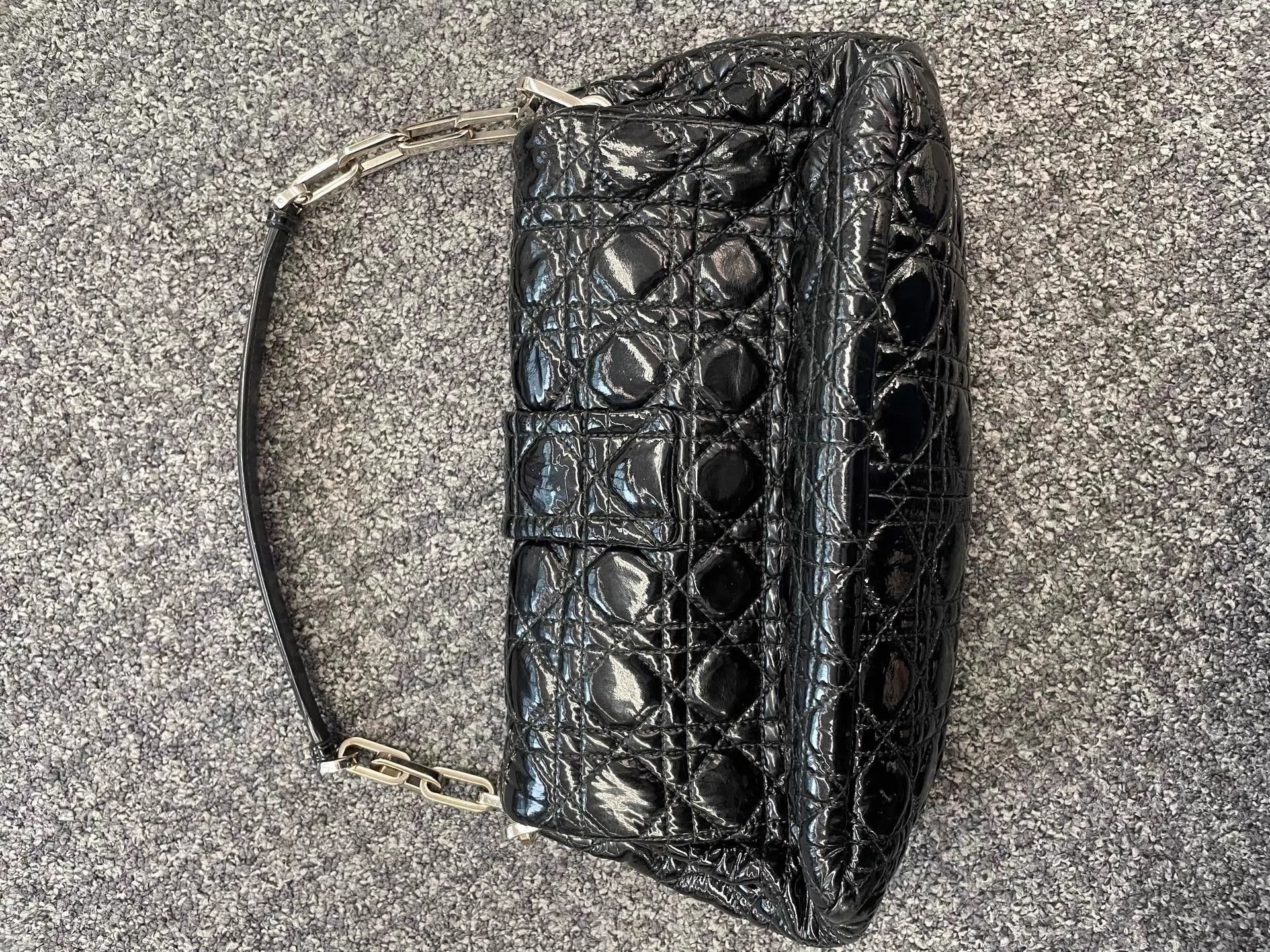 Dior Dior black patent leather quilted chain arm bag 10y Size ONE SIZE - 2 Thumbnail