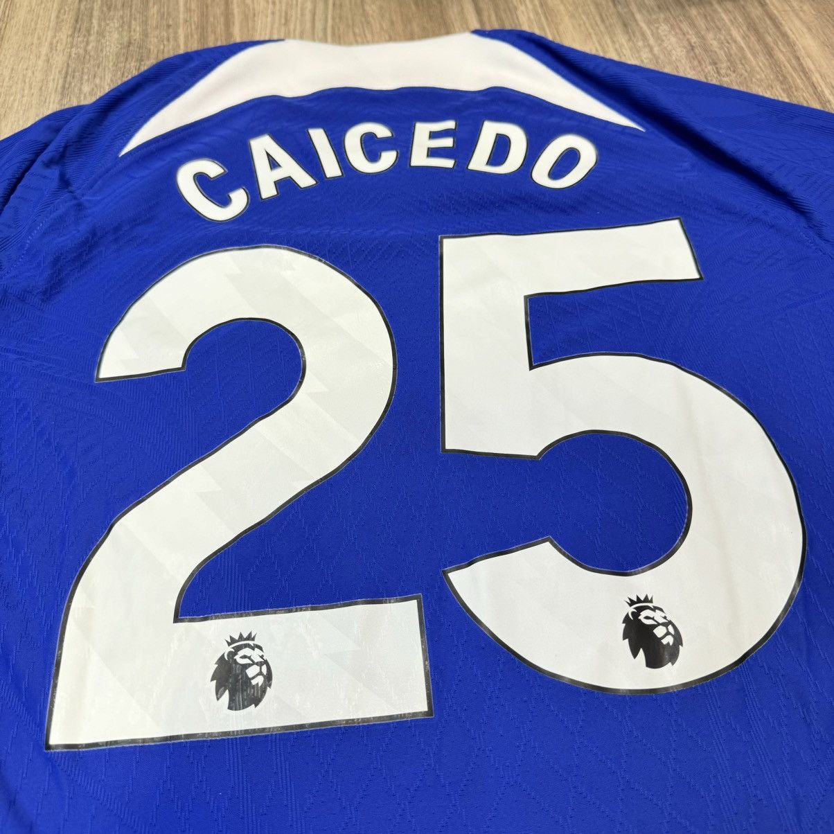 Chelsea Soccer Chelsea 23/24 player issue home shirt #25 Caicedo (Bnwt) Size US XL / EU 56 / 4 - 4 Thumbnail
