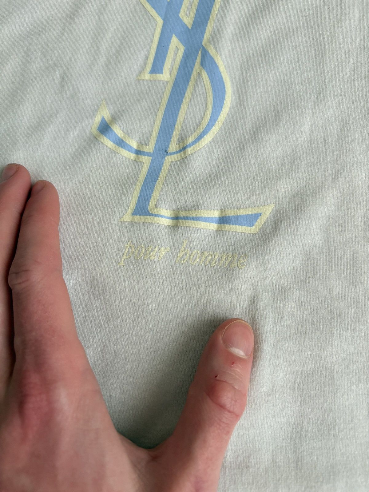 Yves Saint Laurent Vintage Yves Saint Laurent V-Neck Big Logo White T-Shirt Size US XL / EU 56 / 4 - 3 Thumbnail
