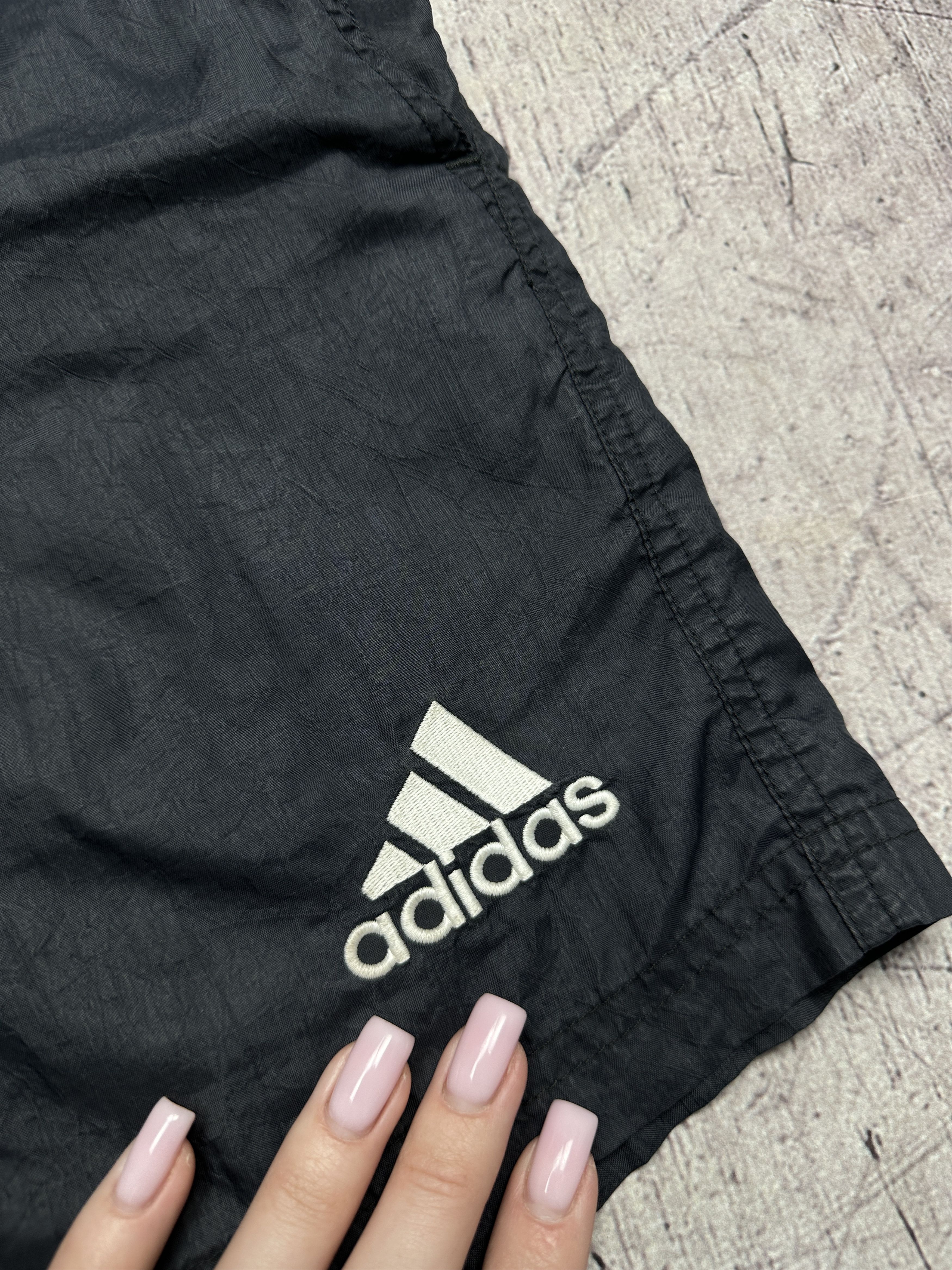 Adidas Adidas Vintage Mens Nylon Shorts Size US 30 / EU 46 - 6 Thumbnail