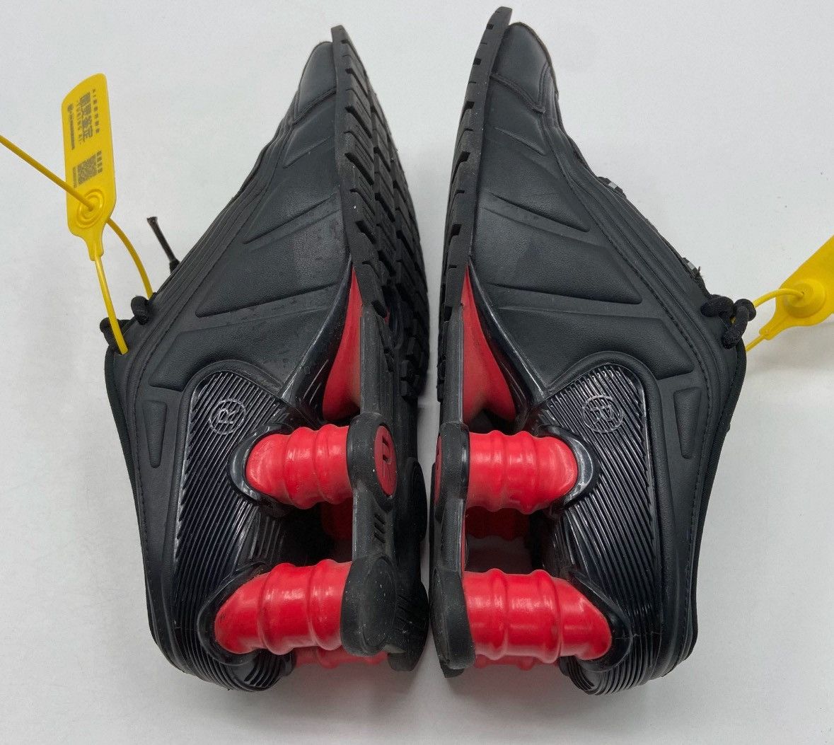 Martine Rose Martine Rose Nike Shox R4 collaboration Size US 6.5 / IT 36.5 - 19 Thumbnail