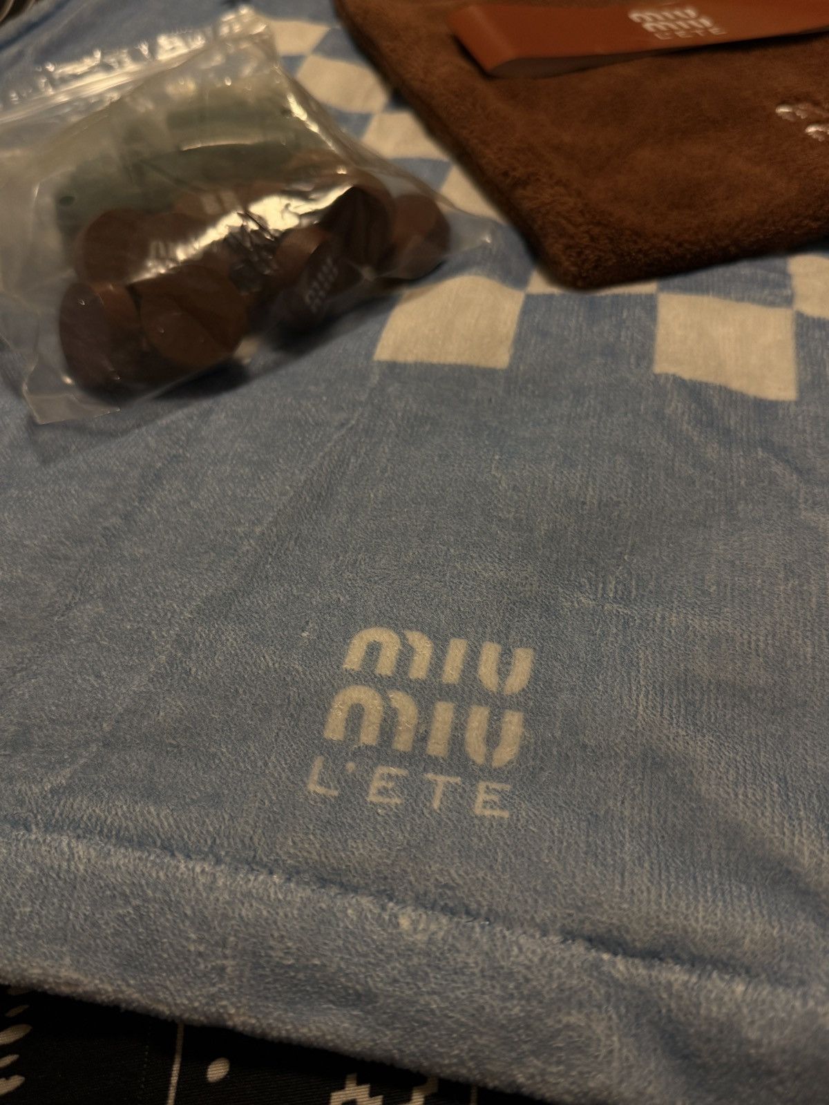 Miu Miu × New Balance Exclusive Miu Miu Checkers set Size ONE SIZE - 5 Thumbnail